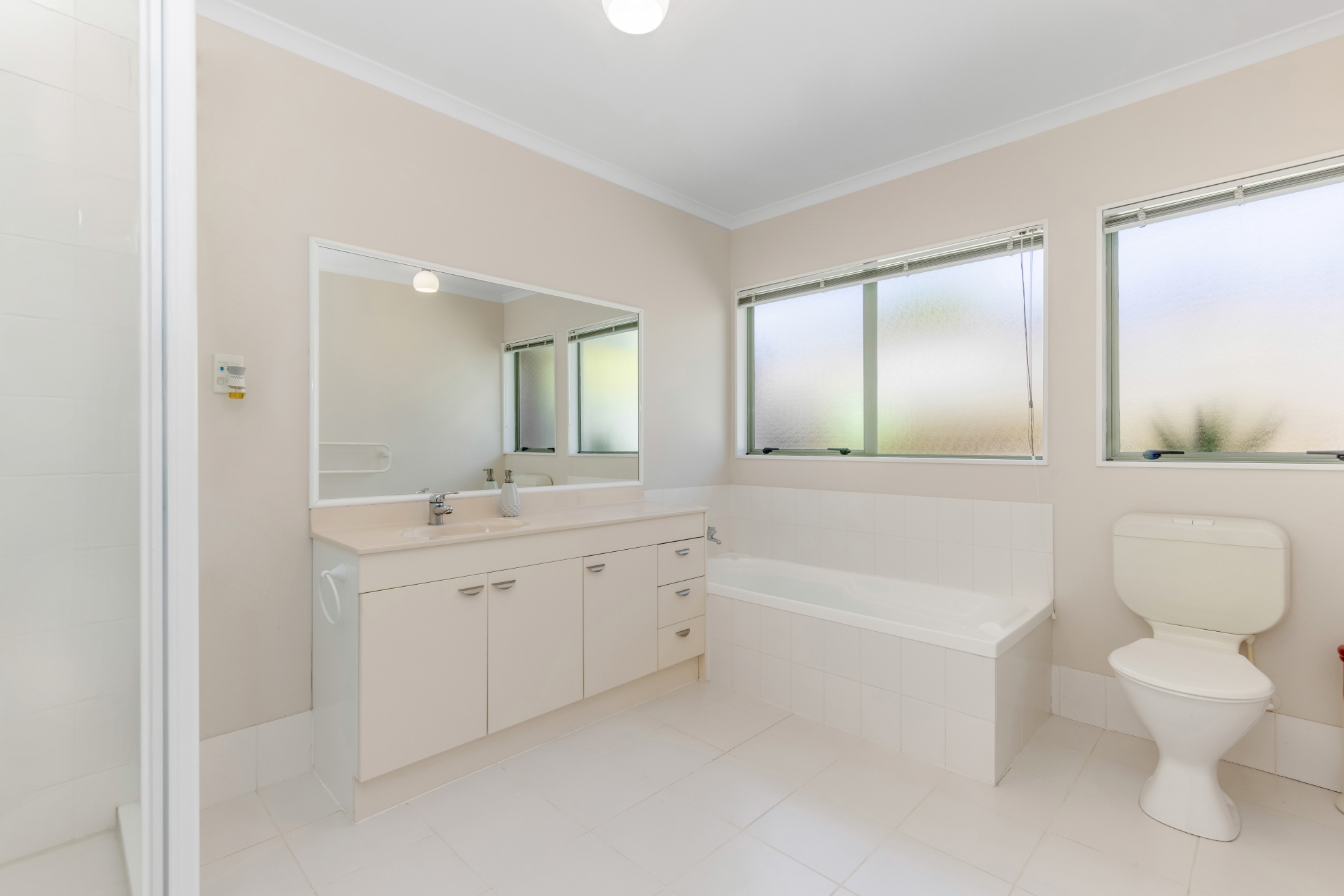 88 Buscomb Avenue, Henderson