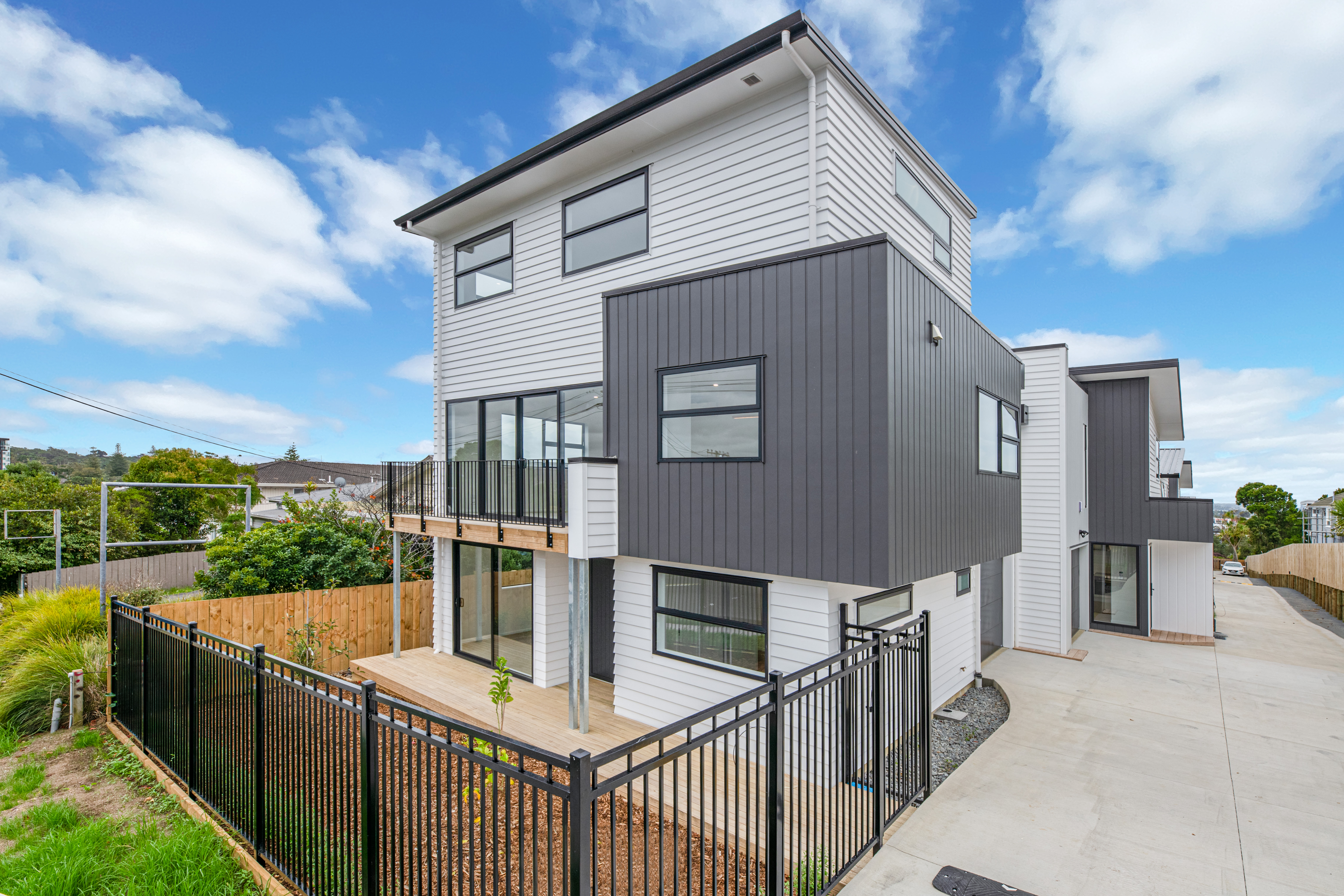 1/71 West Coast Road, Glen Eden