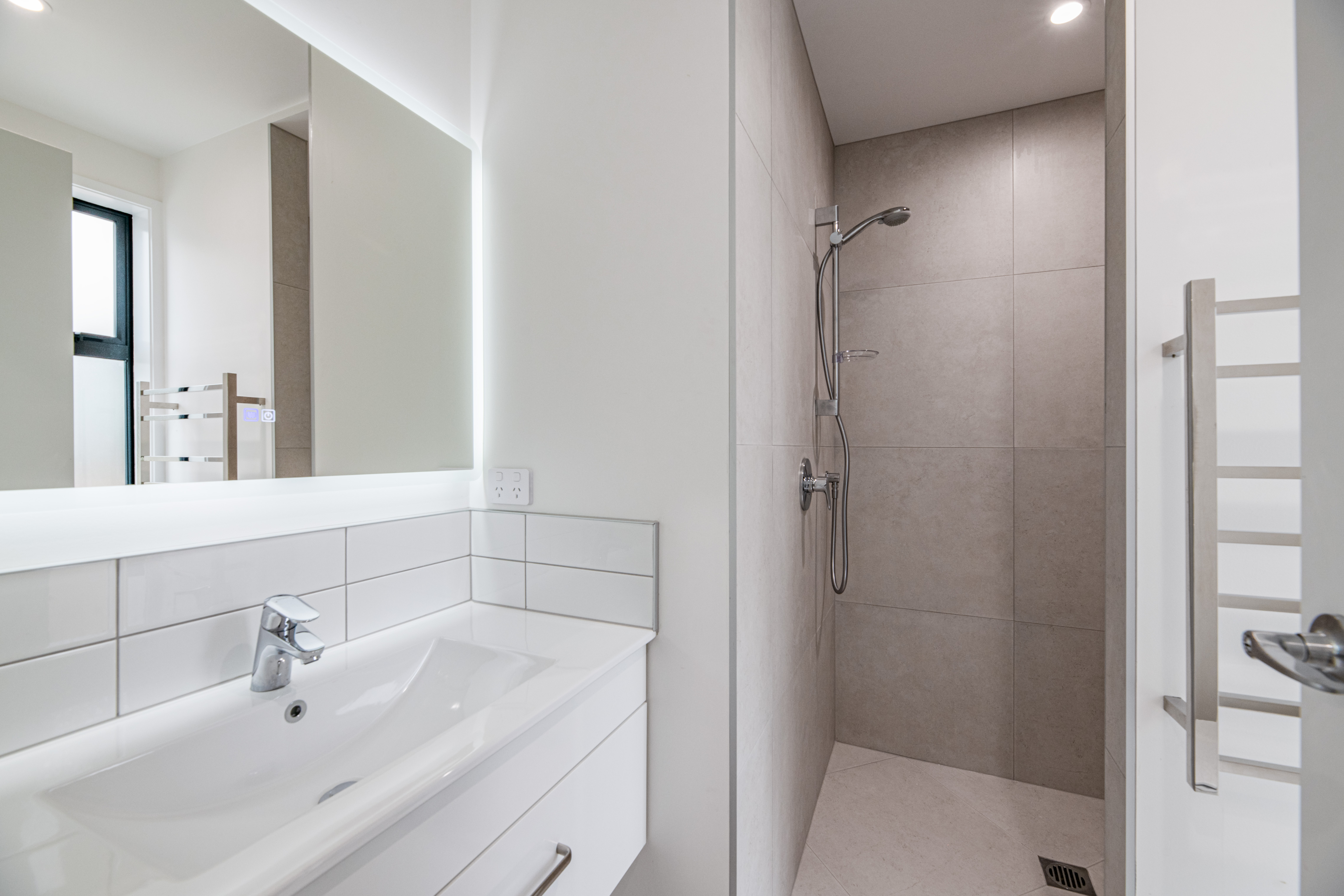 1/71 West Coast Road, Glen Eden