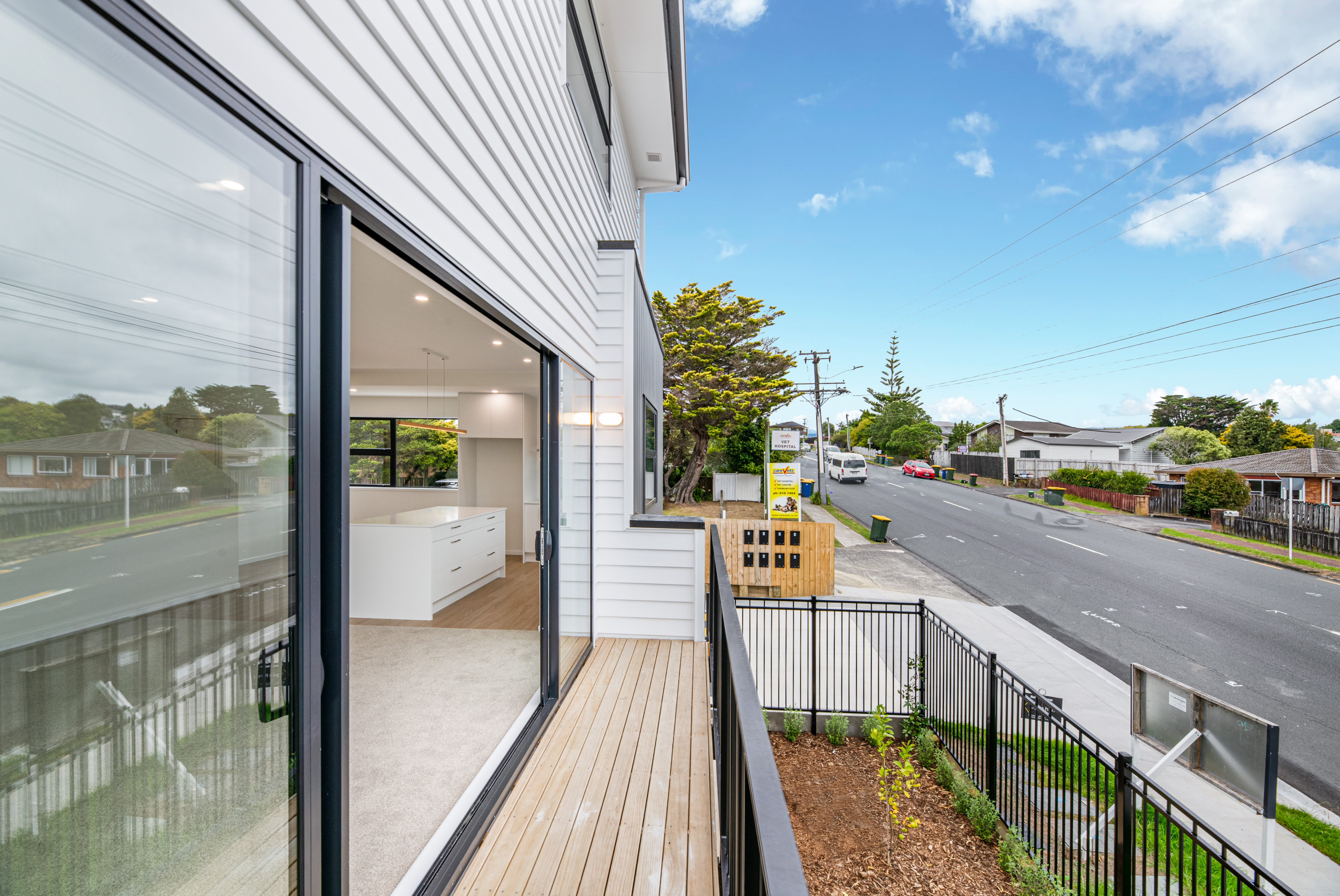 1/71 West Coast Road, Glen Eden