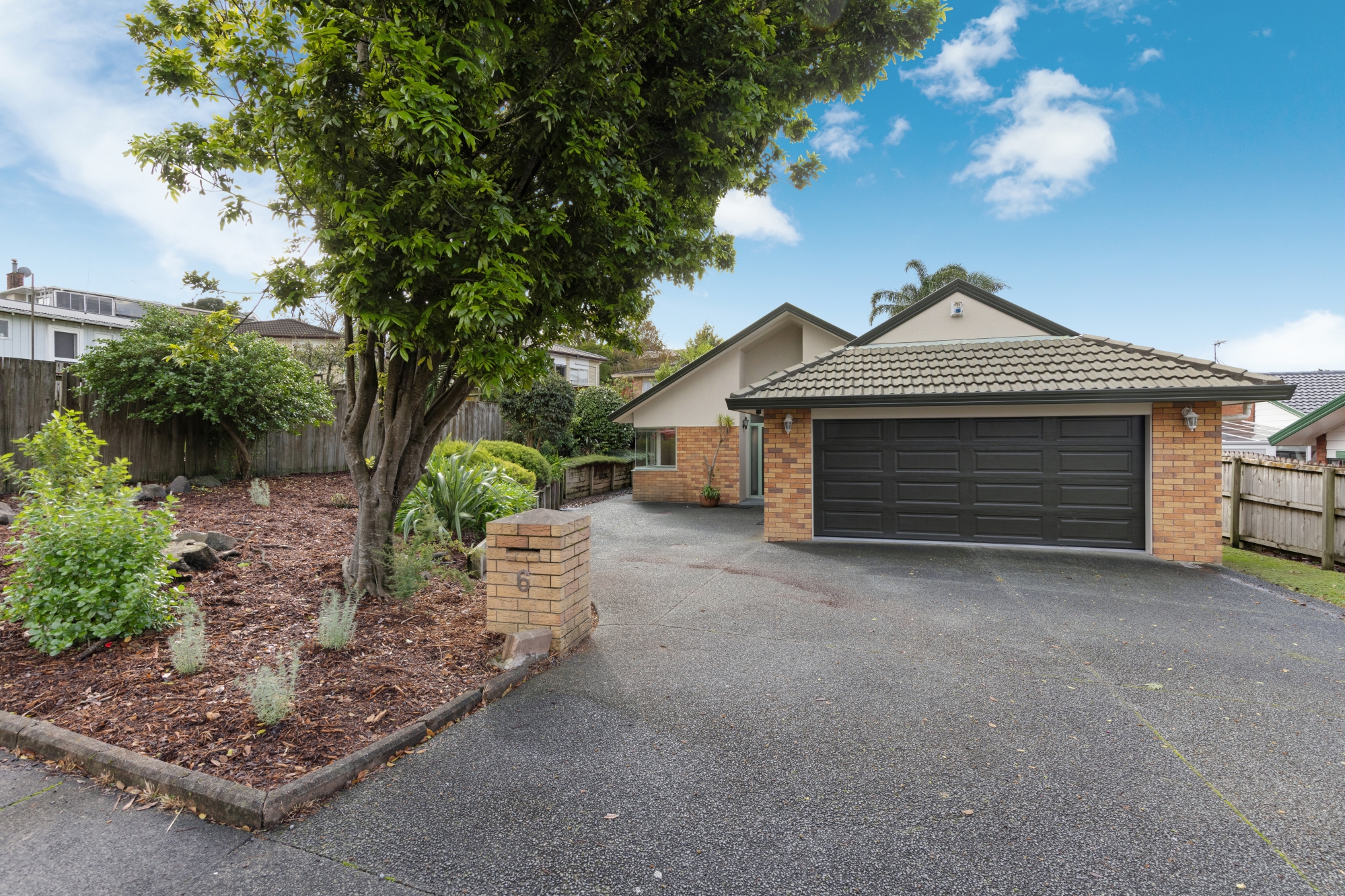 6 Millstream Drive, Henderson