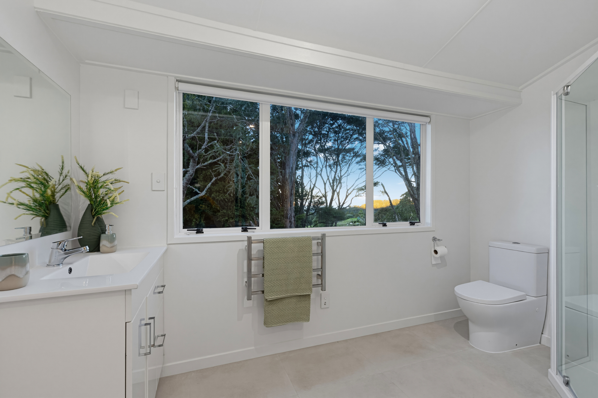 420 Huia Road, Laingholm