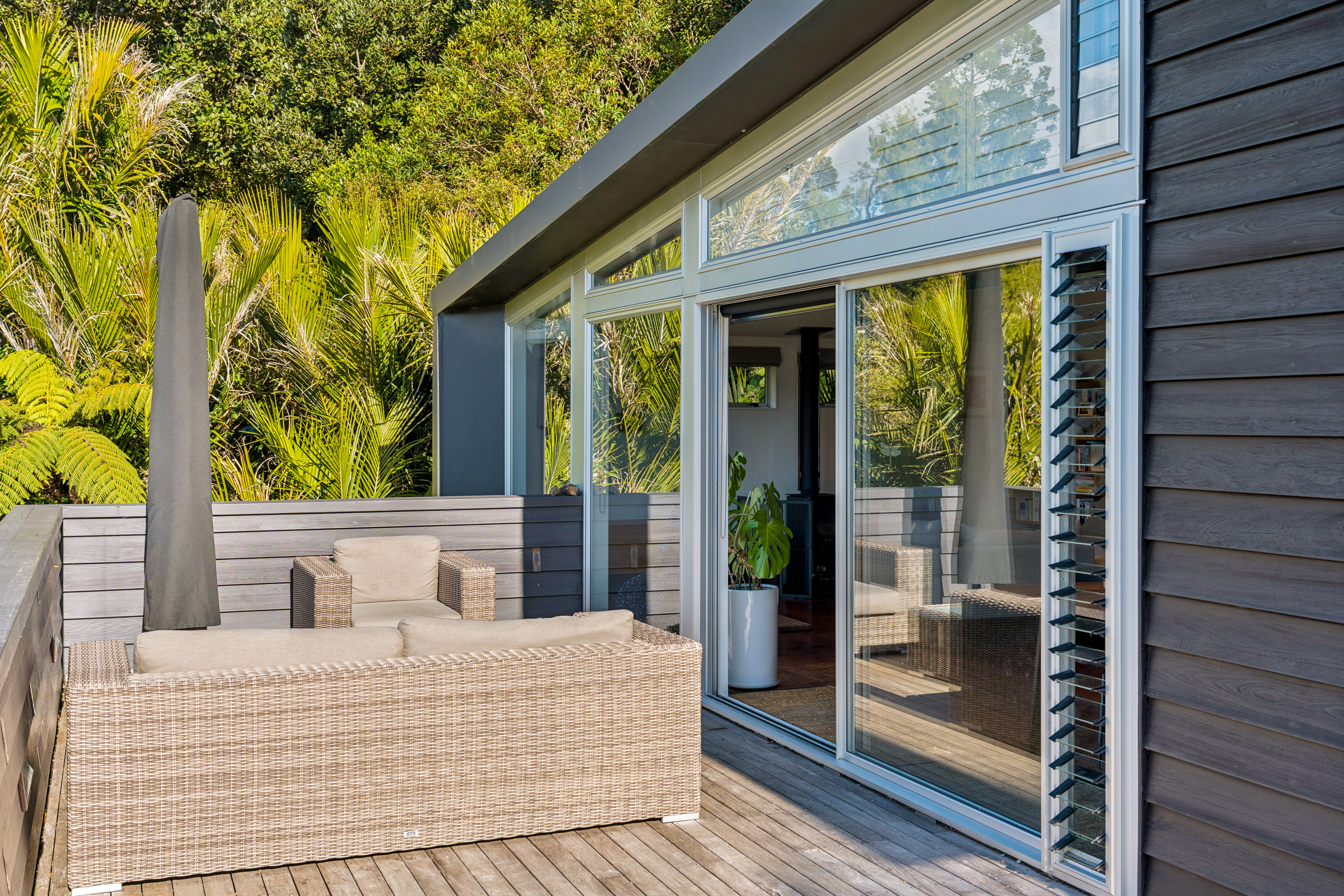 31 Lone Kauri Road, Karekare