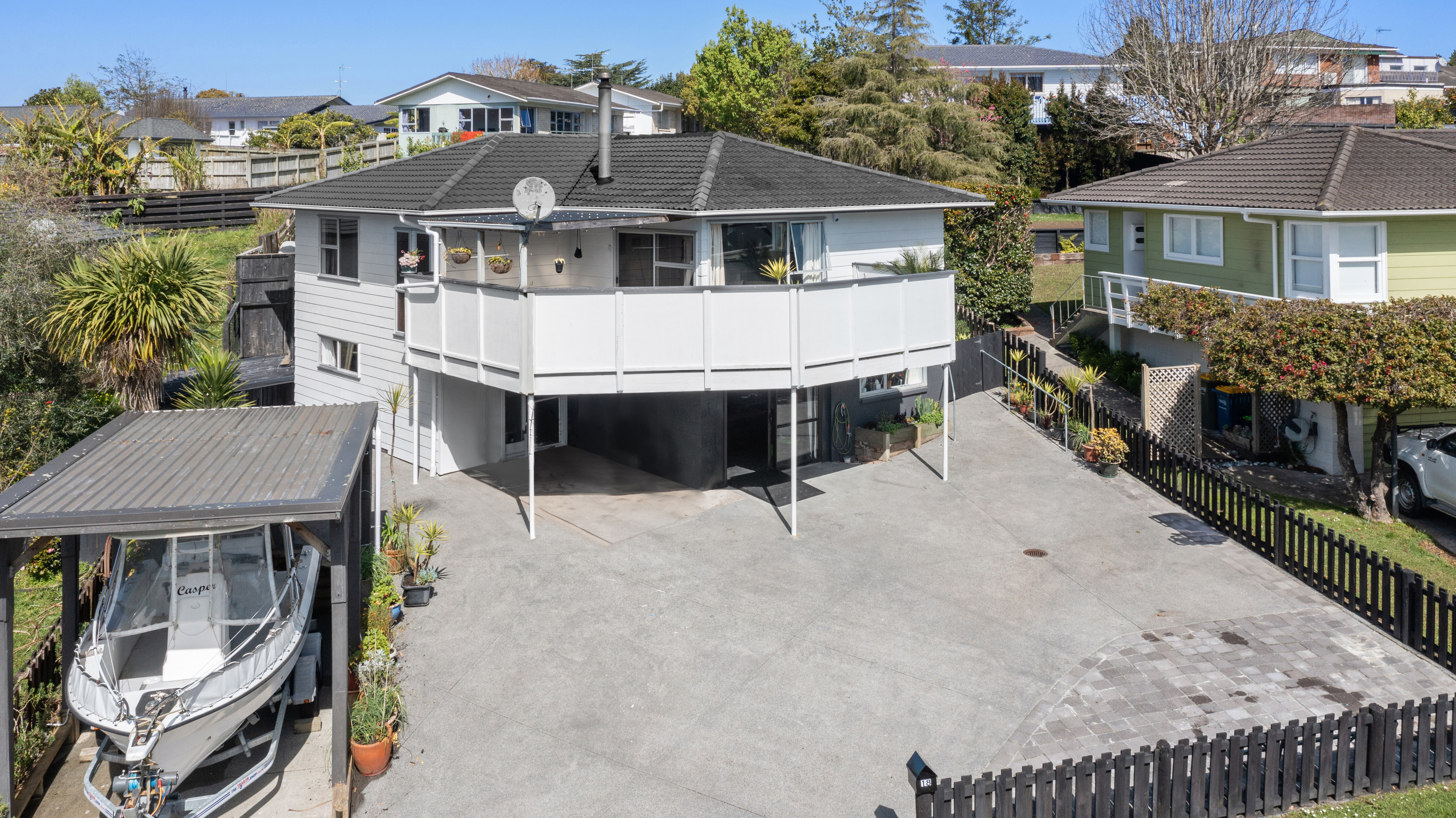 18 Temuri Place, Glendene NZ