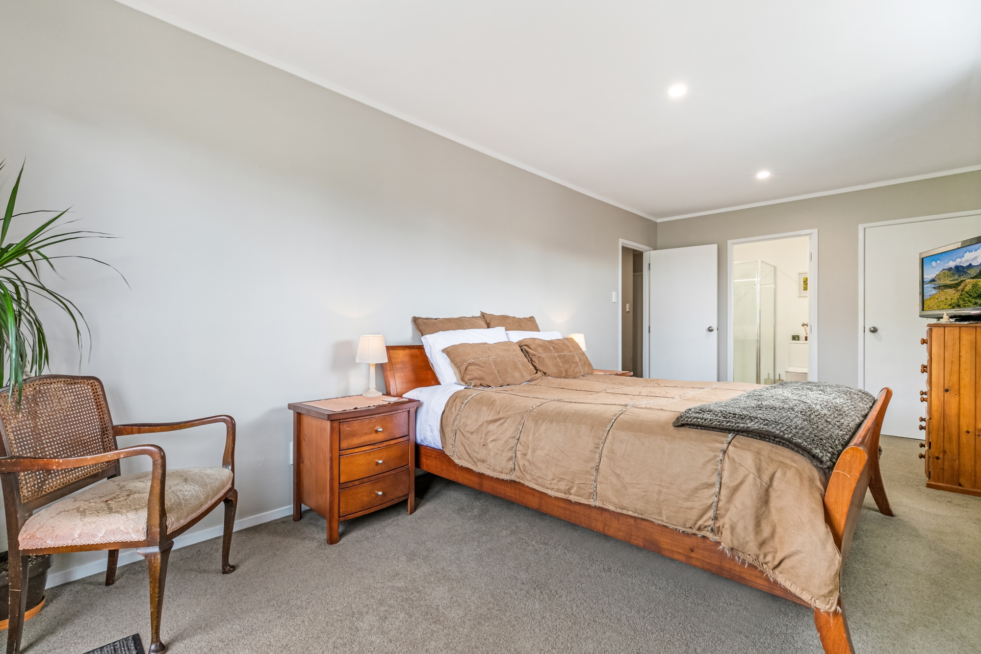 18 Temuri Place, Glendene NZ