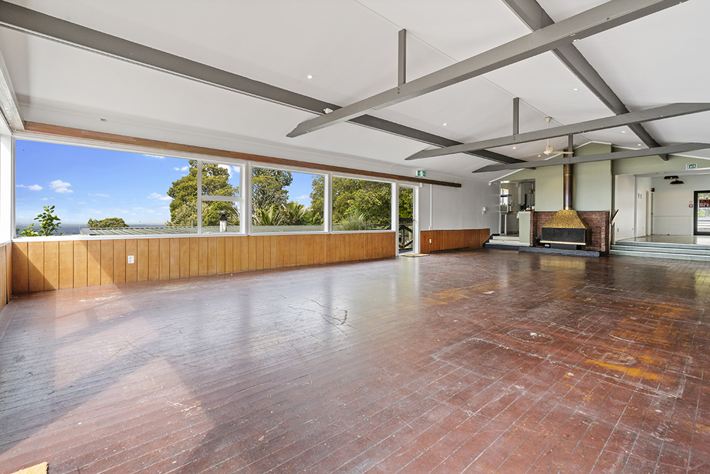 473 Scenic Drive, Waiatarua