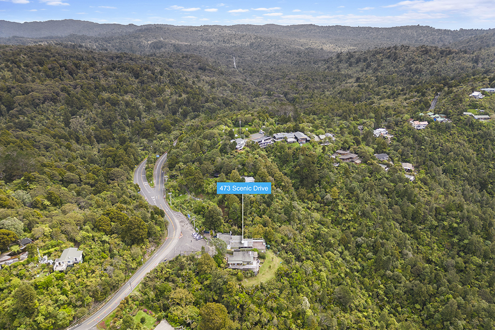 473 Scenic Drive, Waiatarua