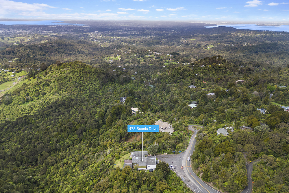 473 Scenic Drive, Waiatarua