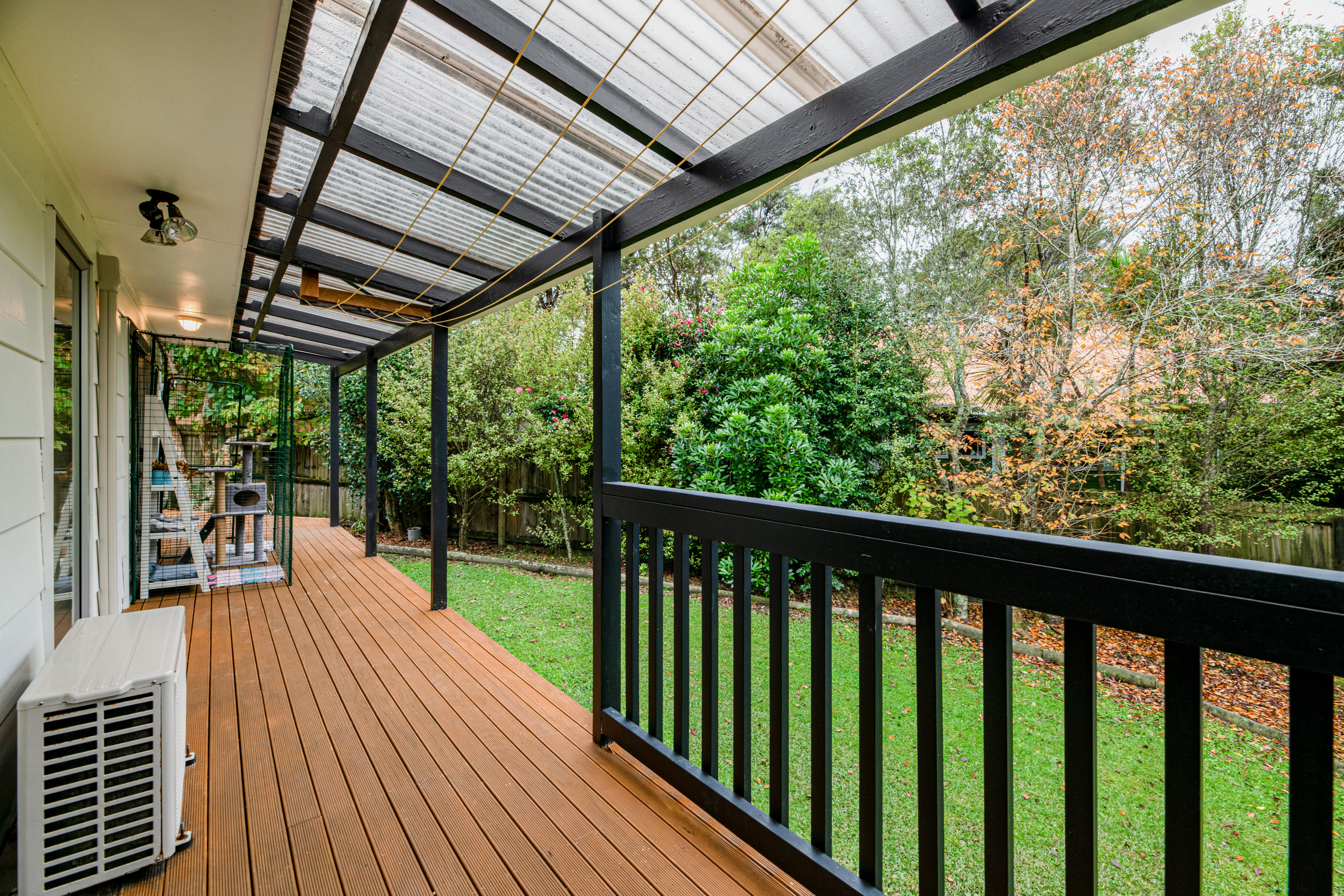 1/22 Wirihana Road, Titirangi
