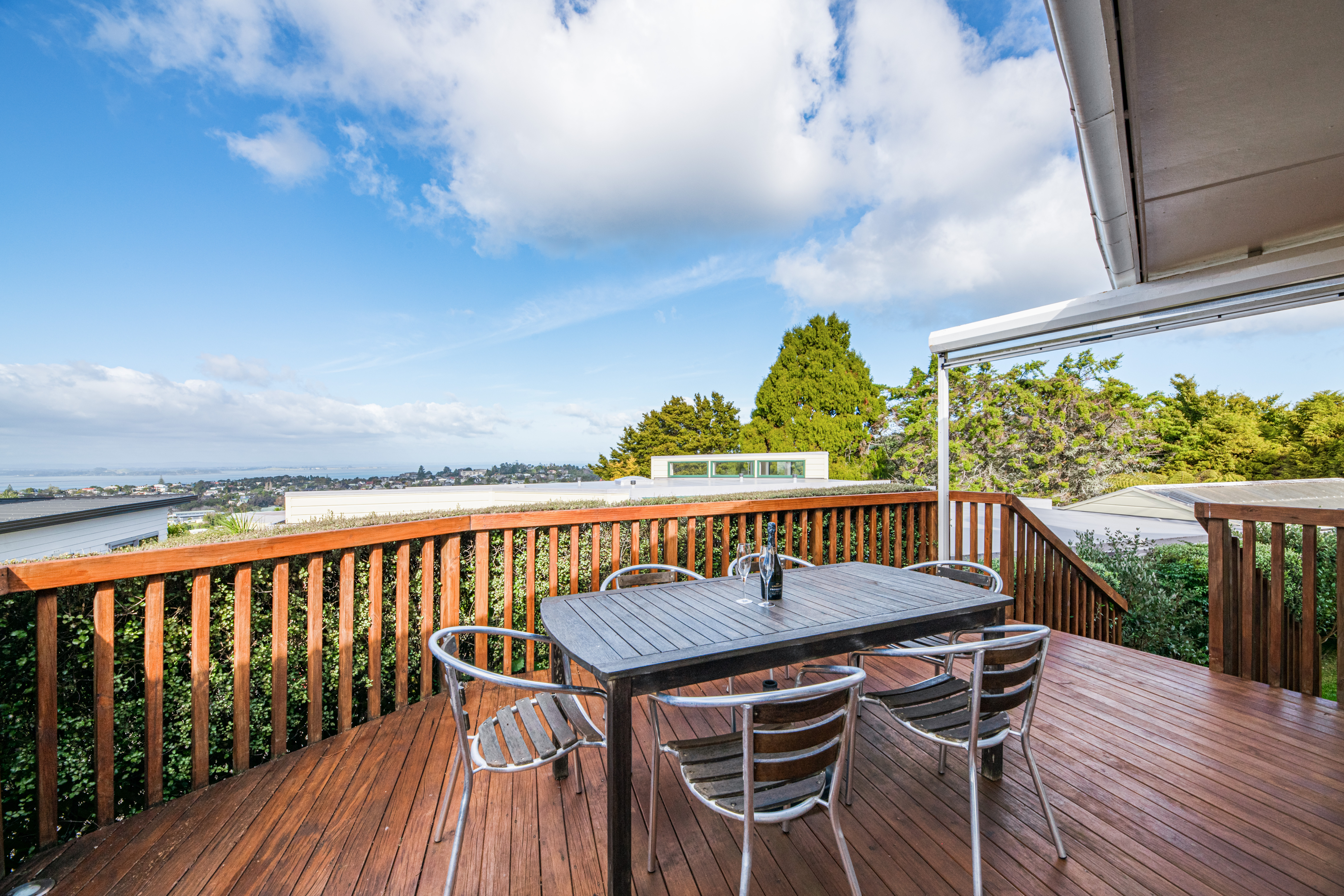 8 Ava Avenue, Titirangi