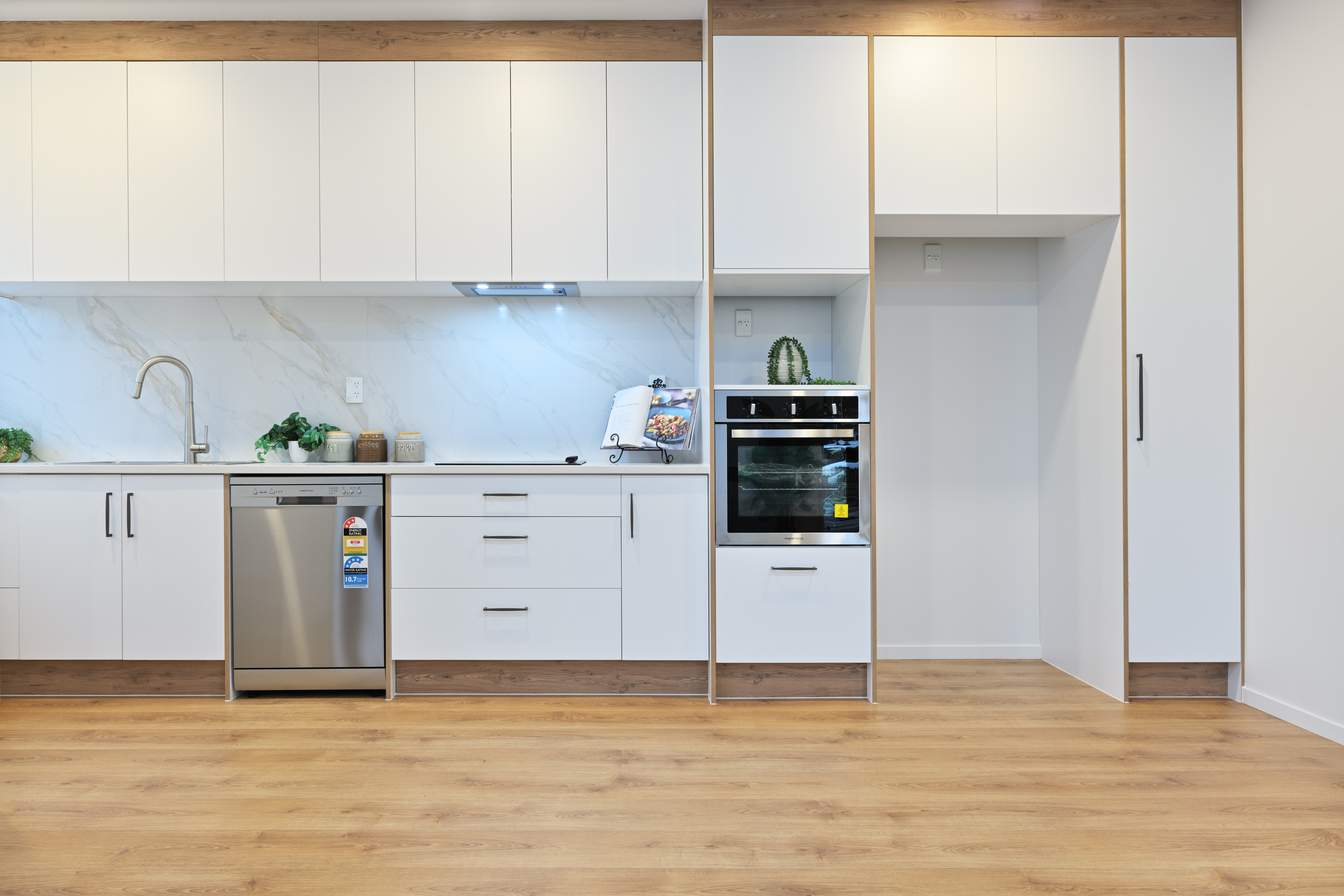 1/42 Woodside Road, Massey