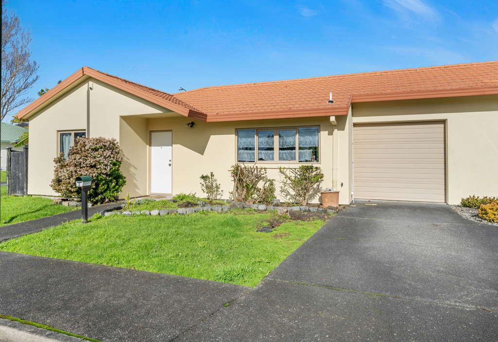 2 Lockington Avenue, Henderson
