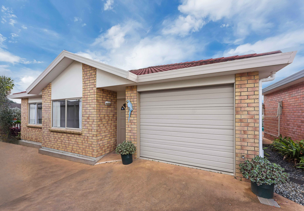 11/169 Sturges Road, Henderson