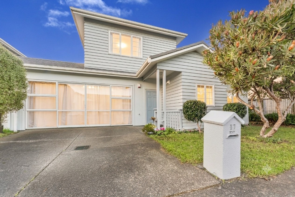 17 Albizia Avenue, Henderson
