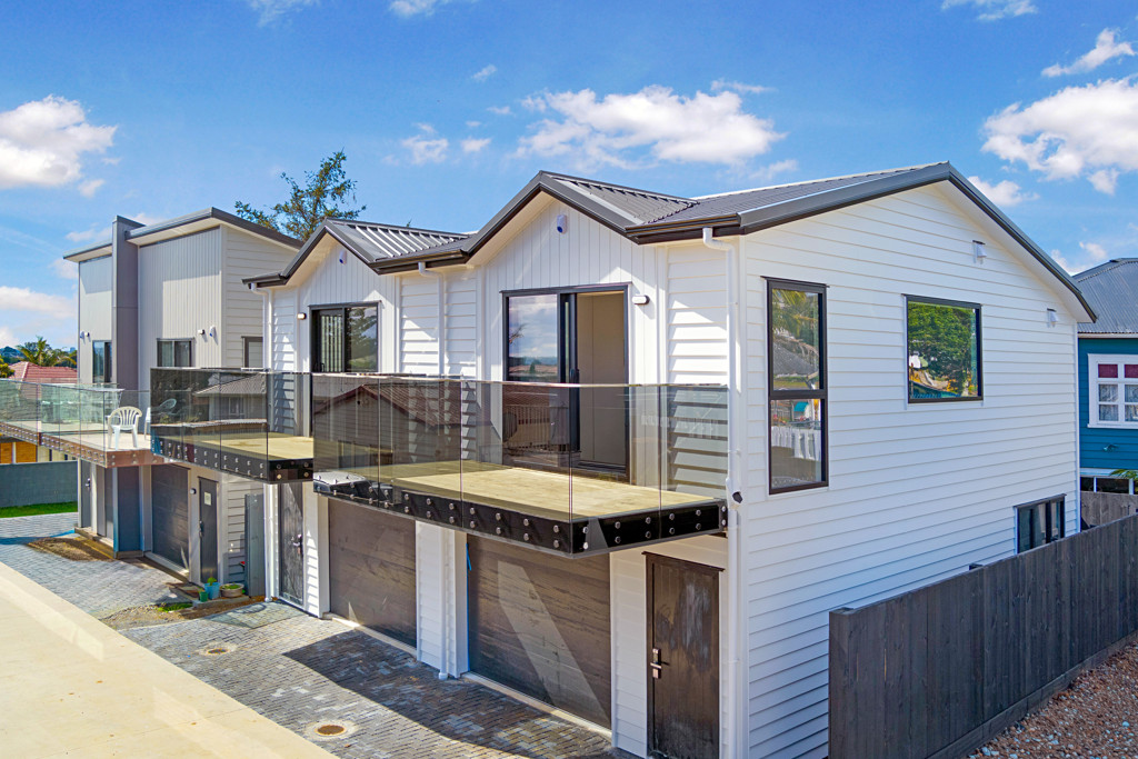 553d Massey Road, Mangere