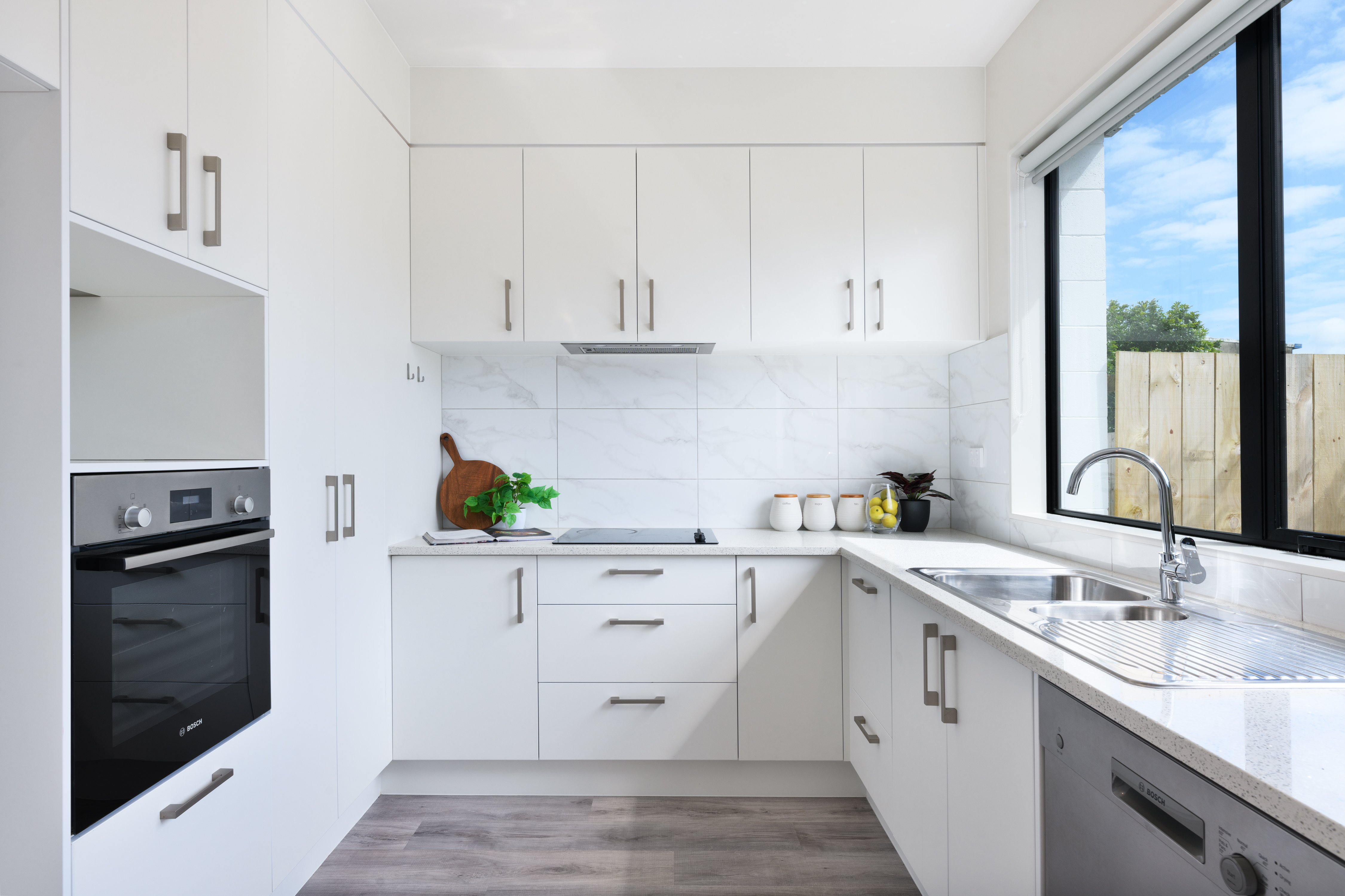 12/60 Kelman Road, Kelston