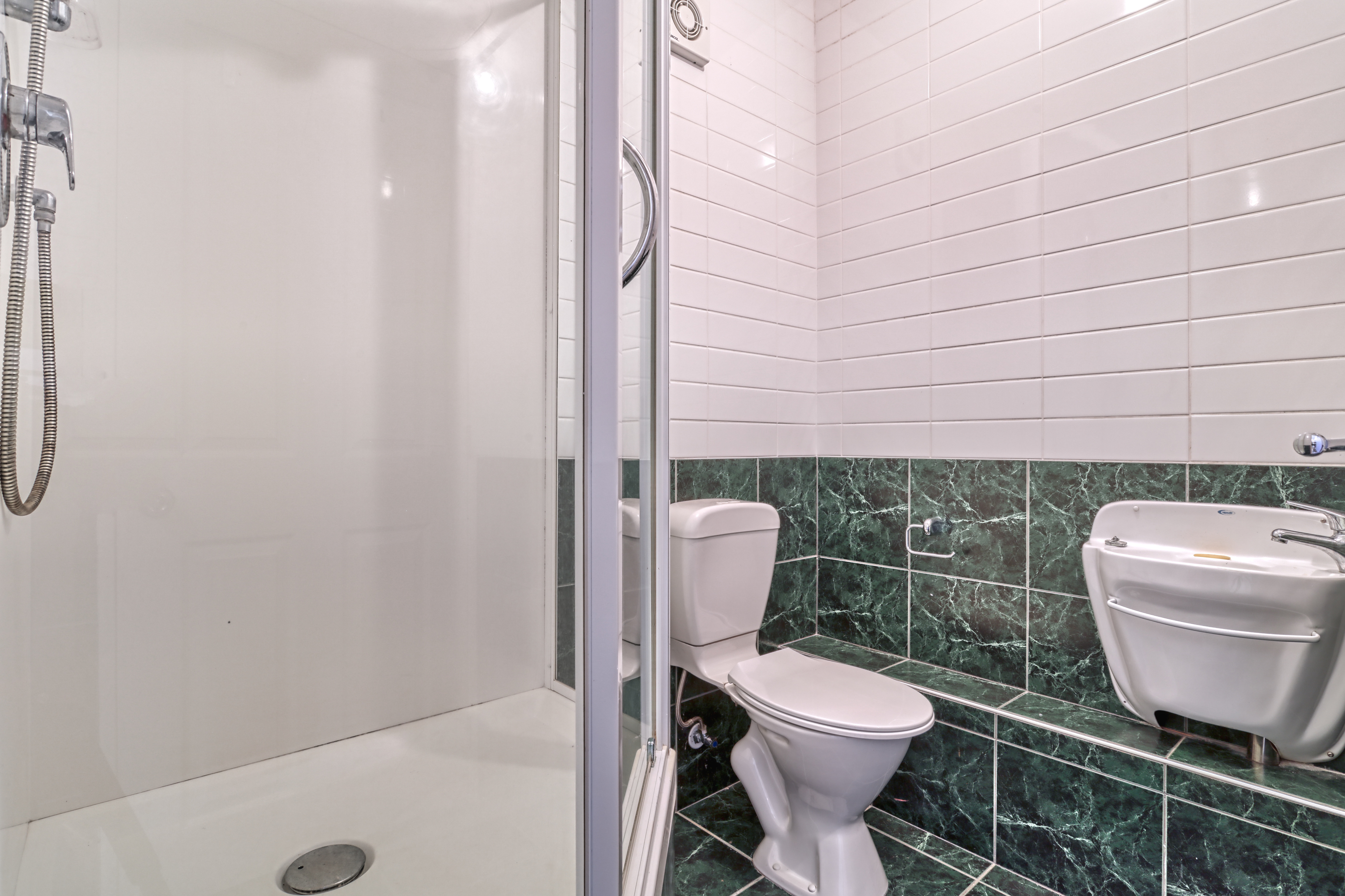 46 Farquhar Road, Glendene