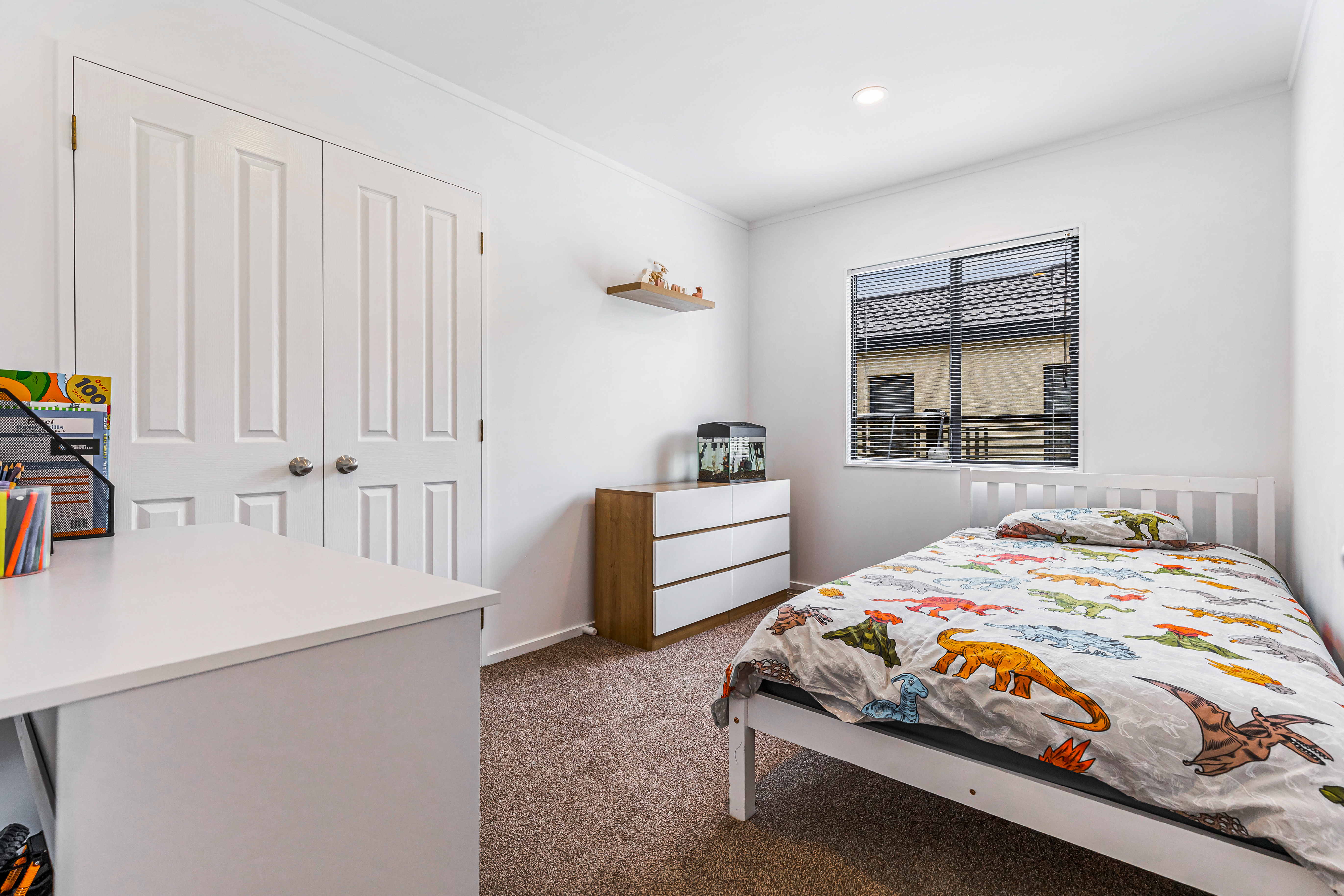 33 Neta Grove, Henderson Heights