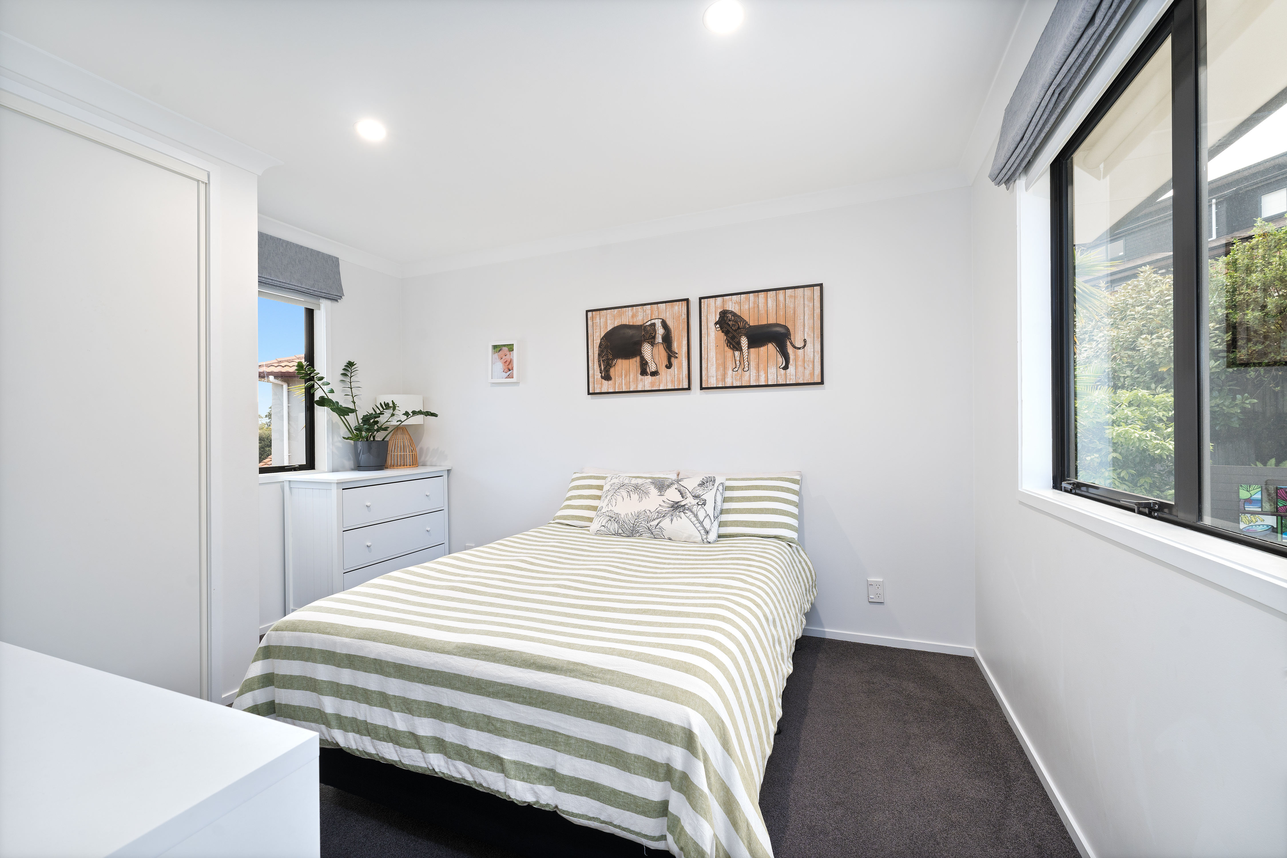 10 Finsbury Place, Henderson Heights