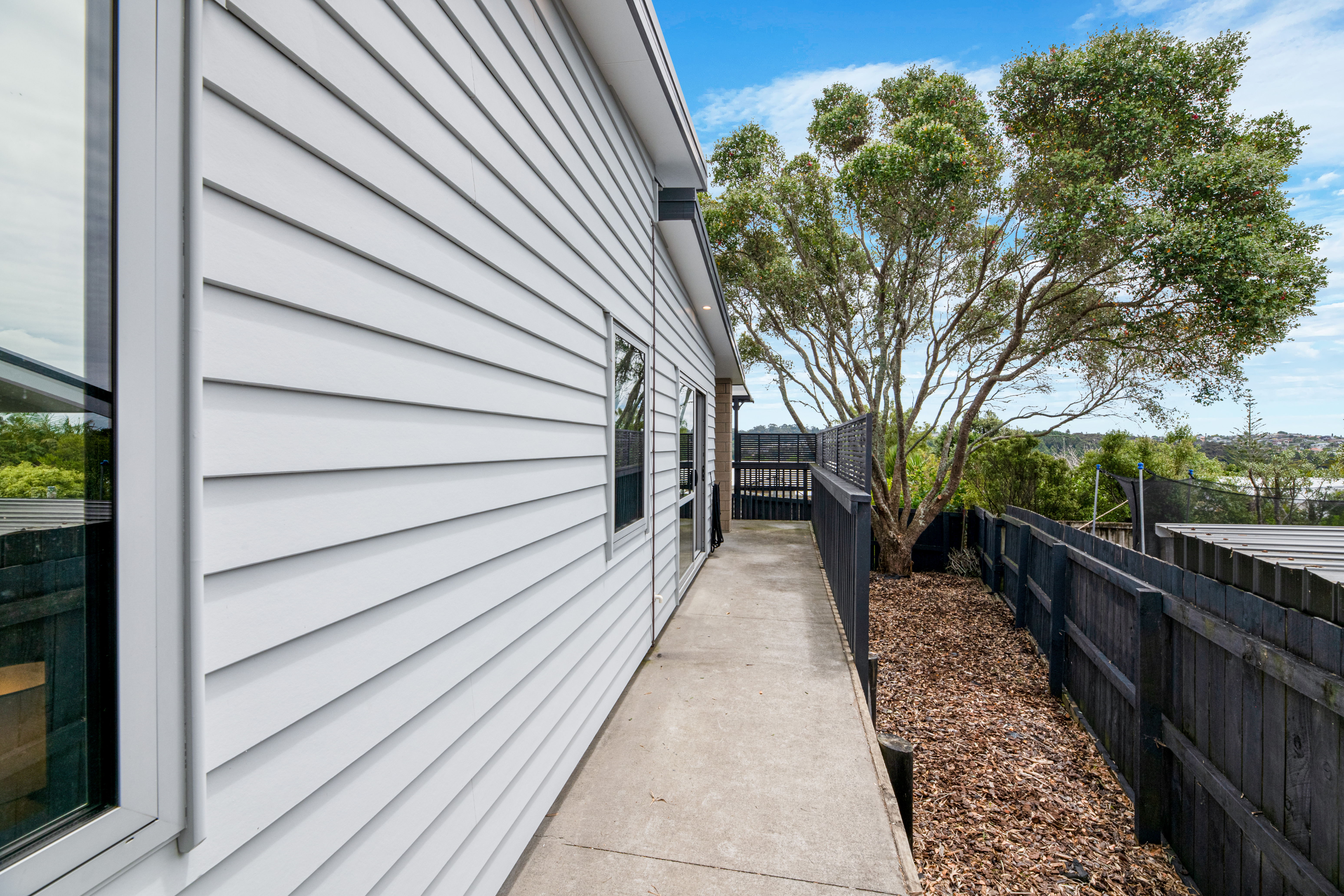 16a Pine Avenue, Henderson