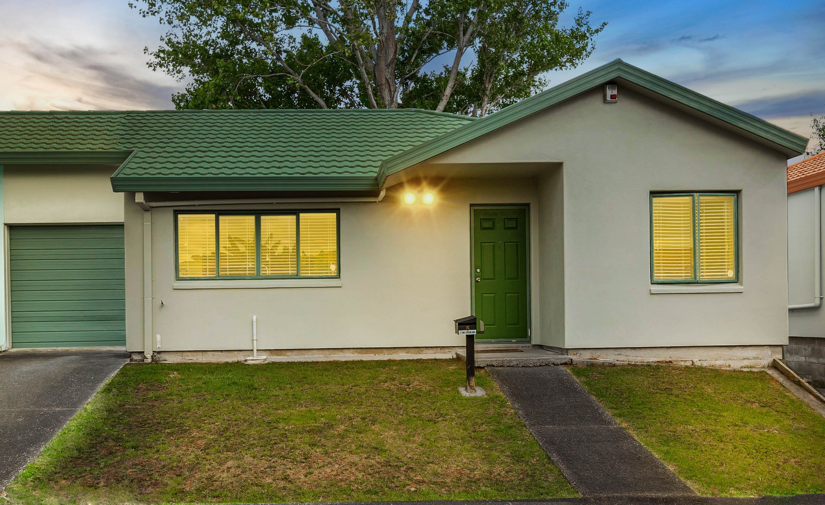 5 Neta Grove, Henderson Heights