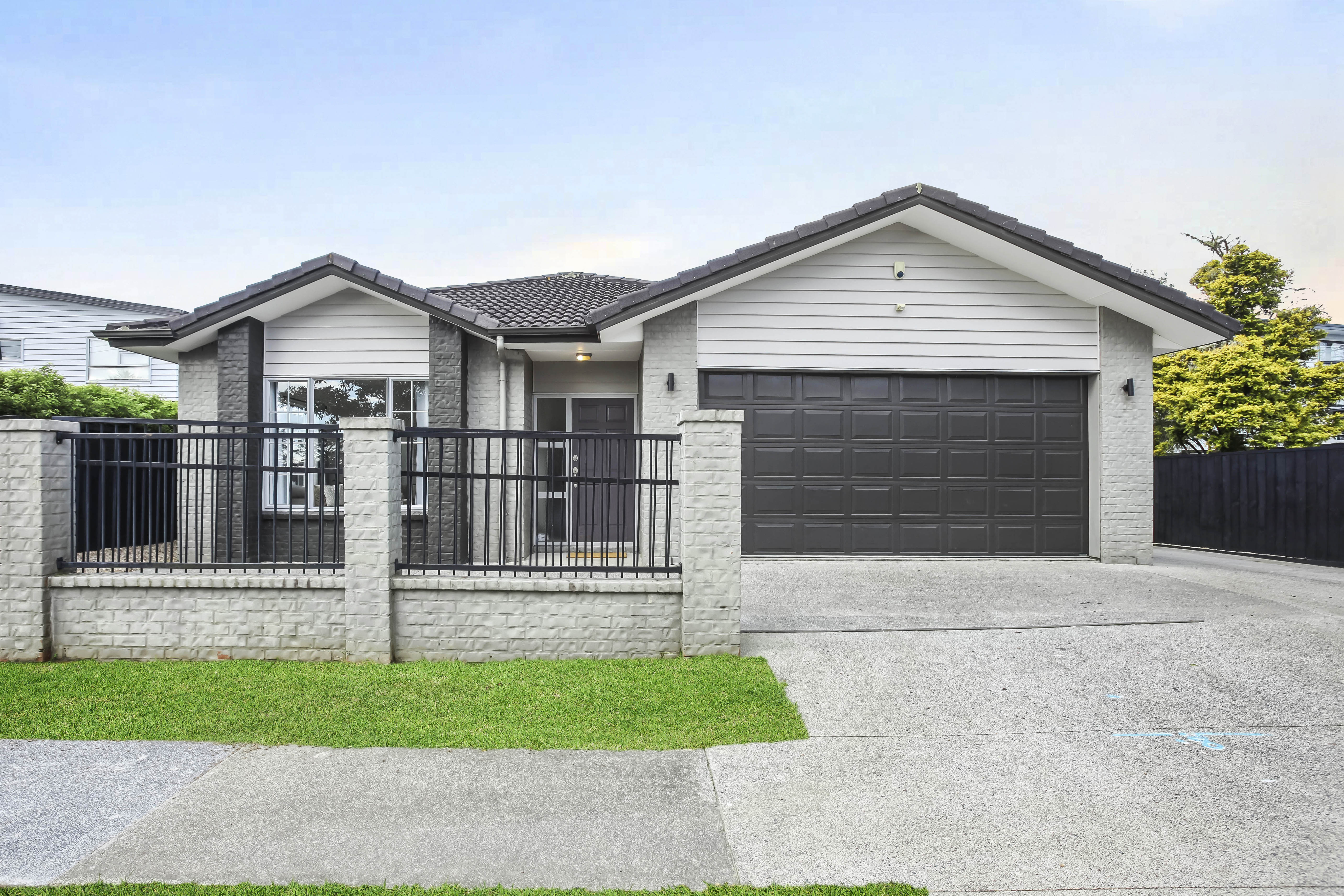 108 Simpson Road, Western Heights