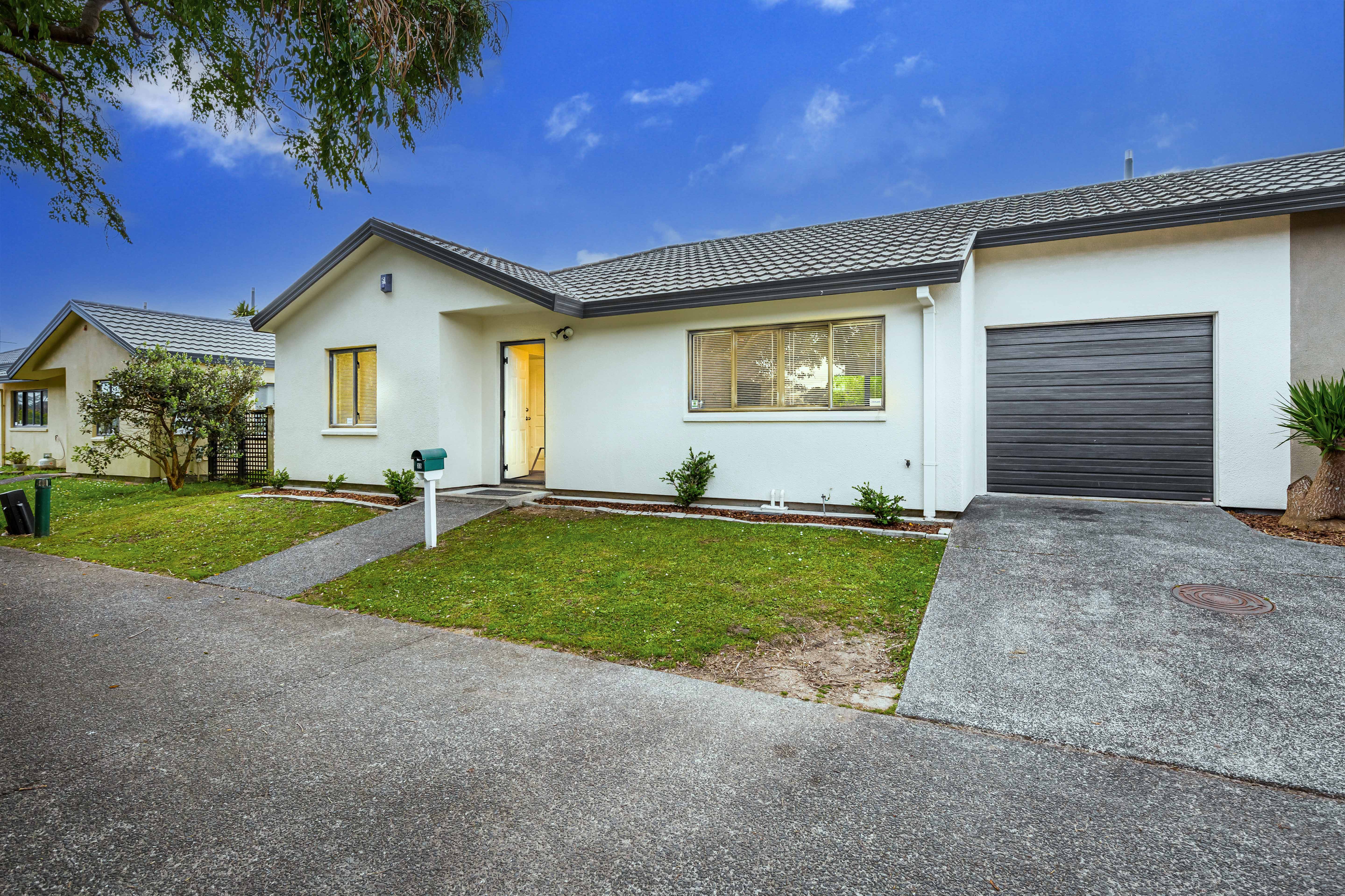 33 Neta Grove, Henderson Heights