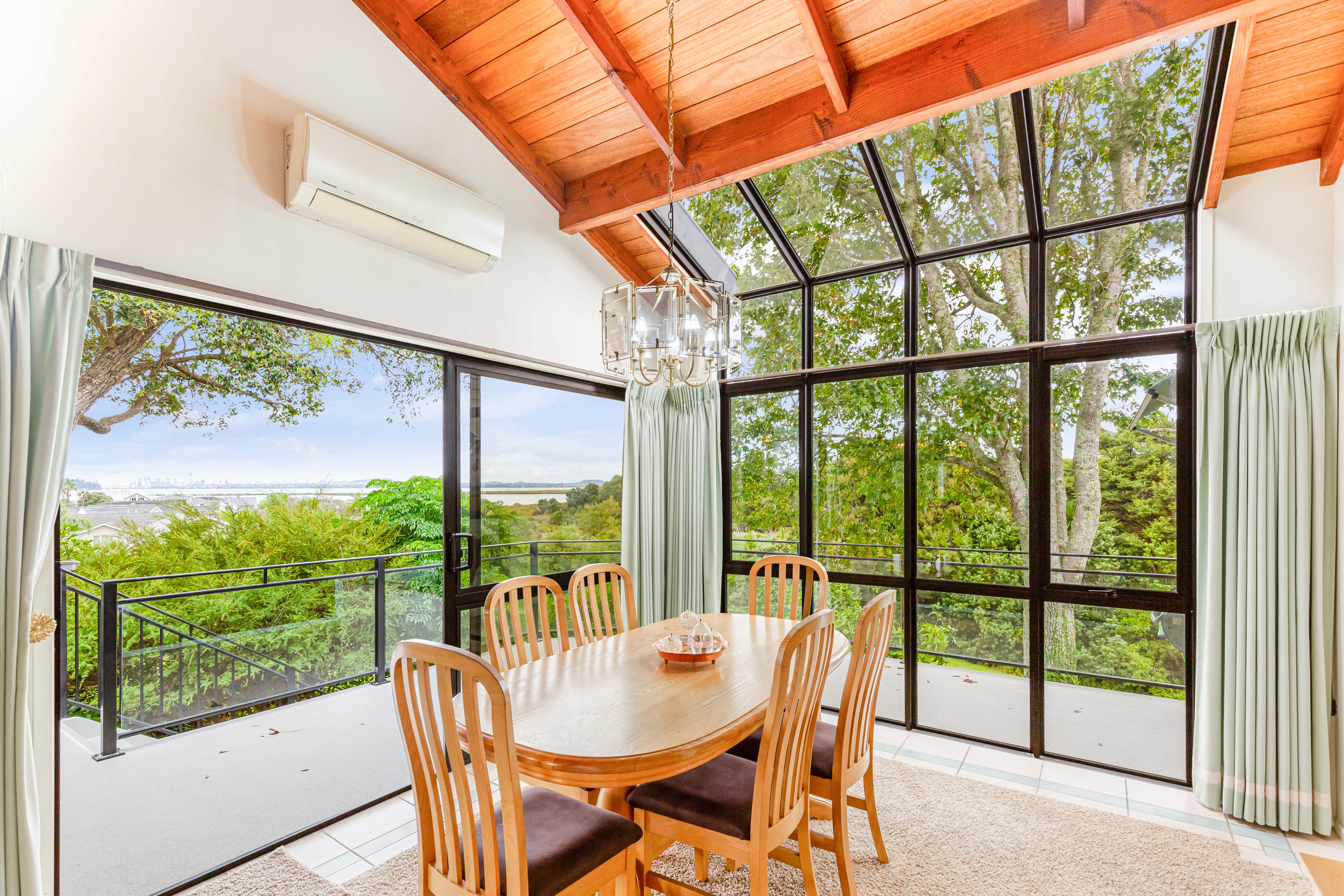 5 Clearwater Cove, West Harbour NZ