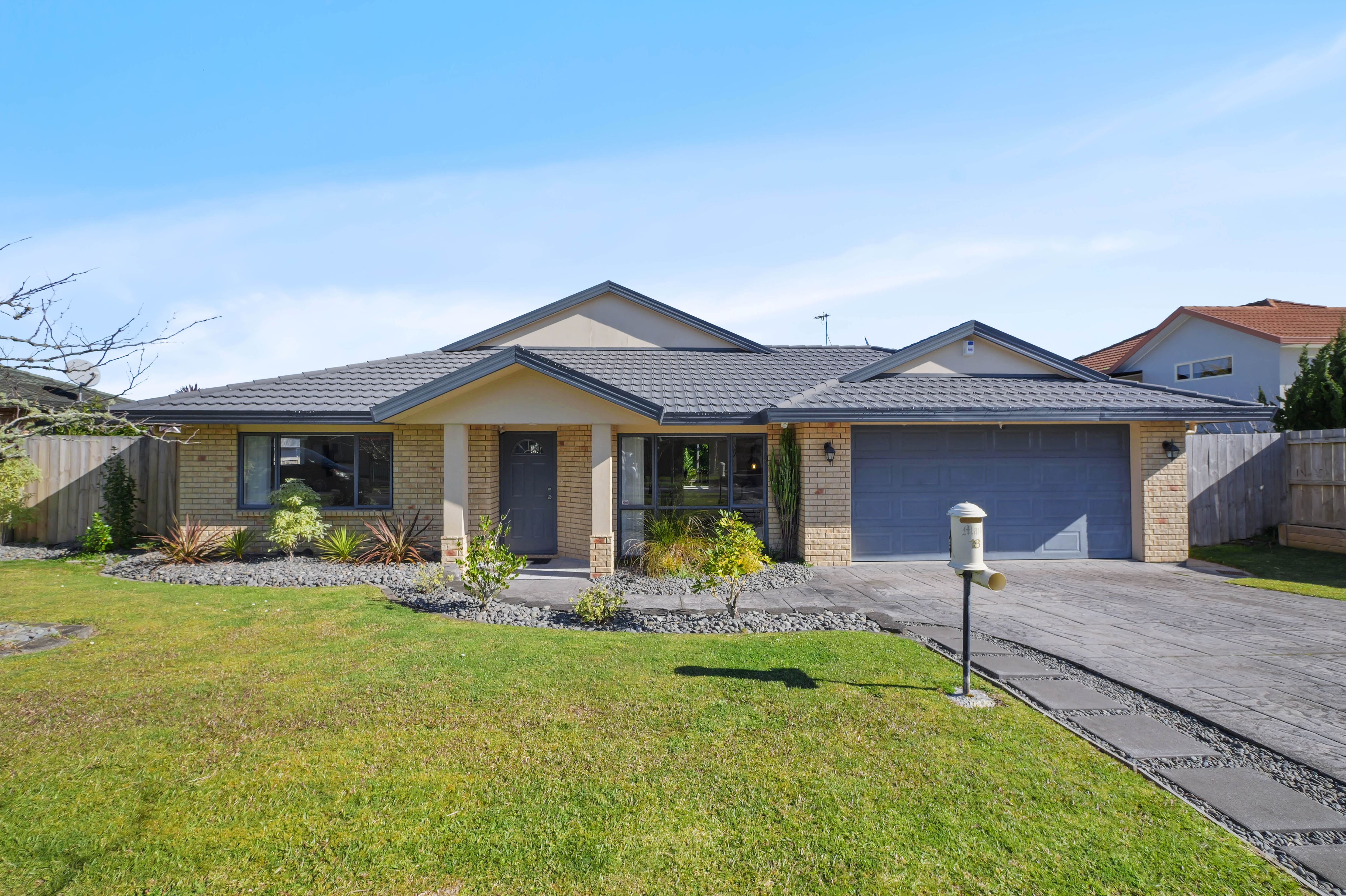 18 Brittany Drive, Henderson