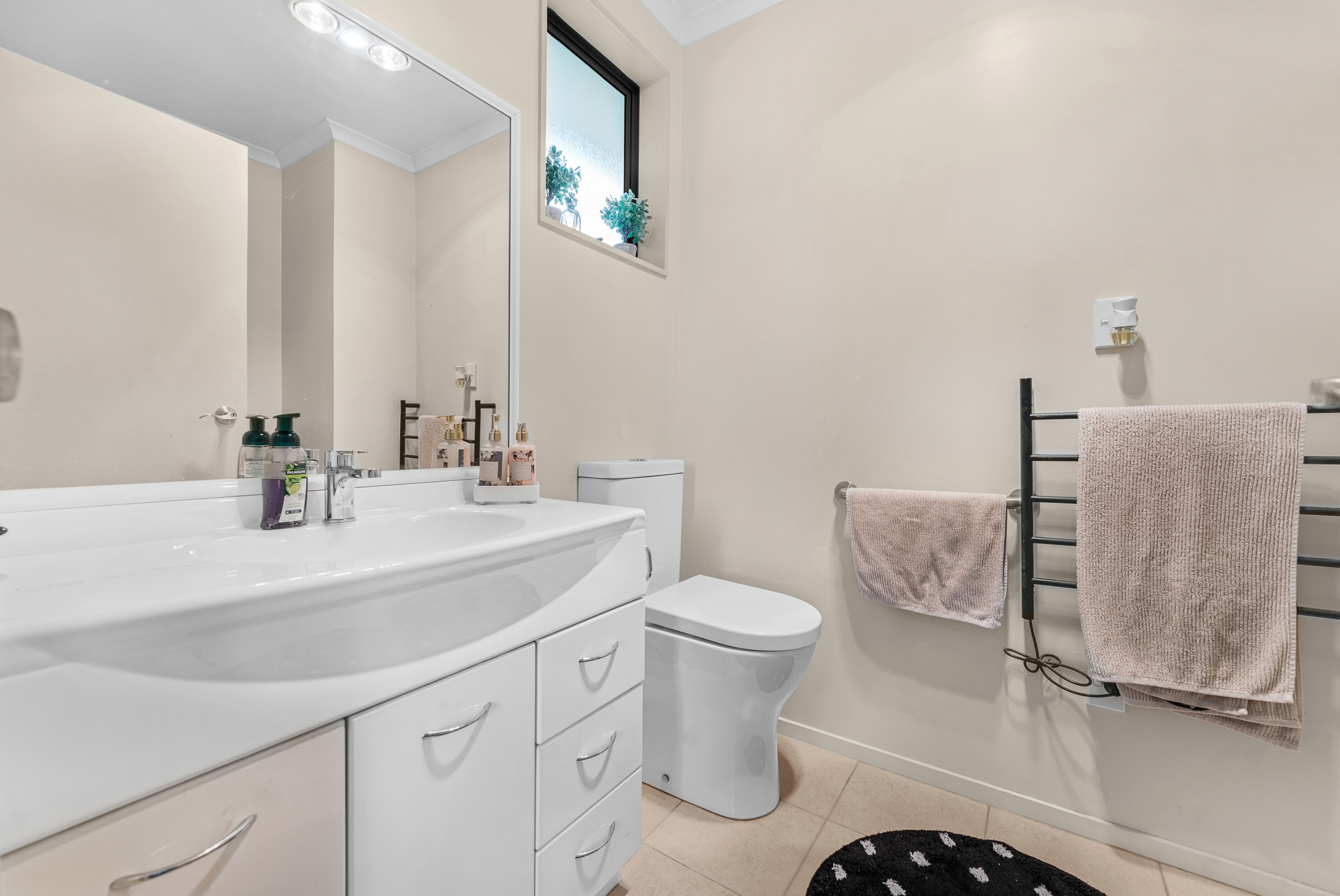 4 Fairford Avenue, Henderson