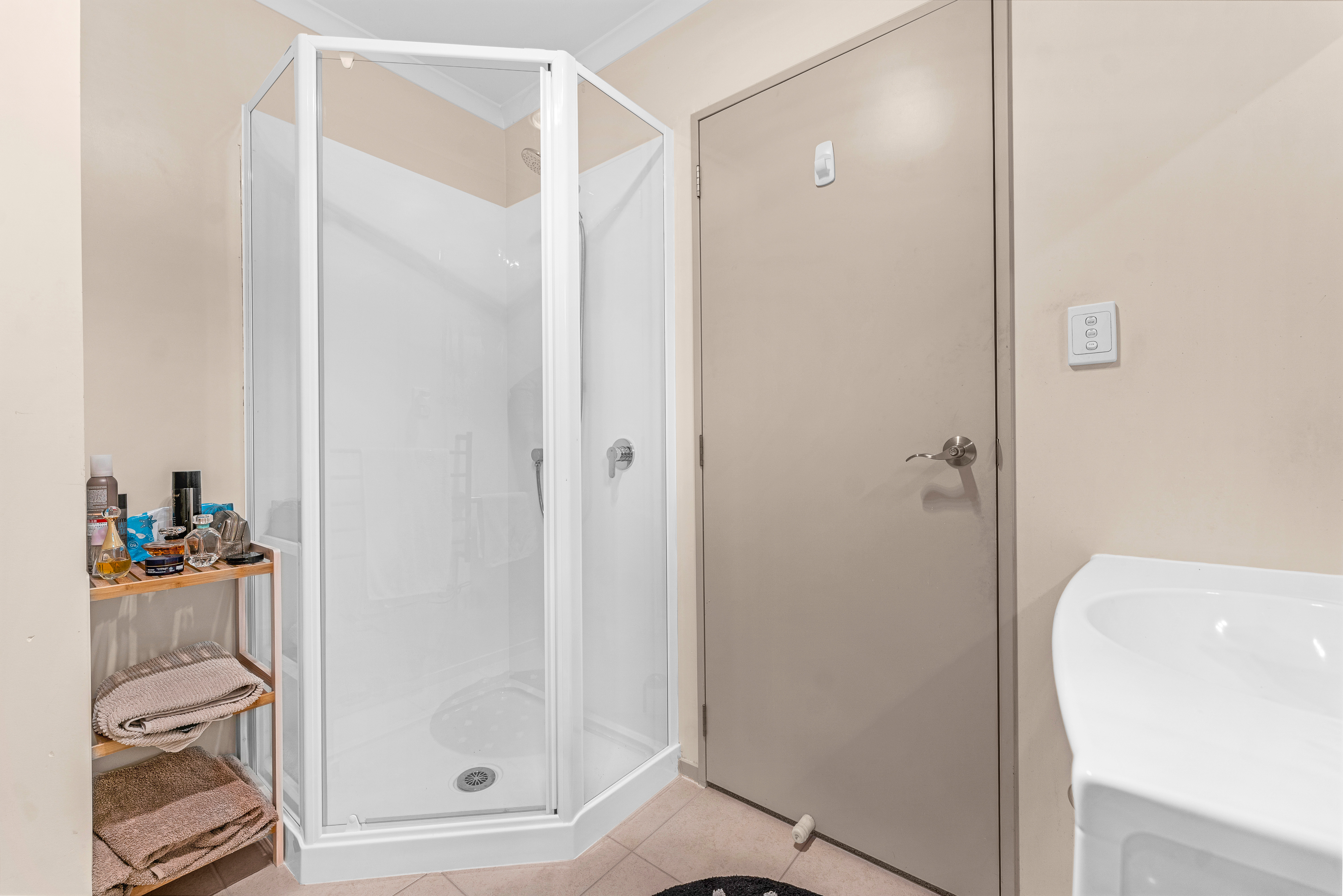 4 Fairford Avenue, Henderson