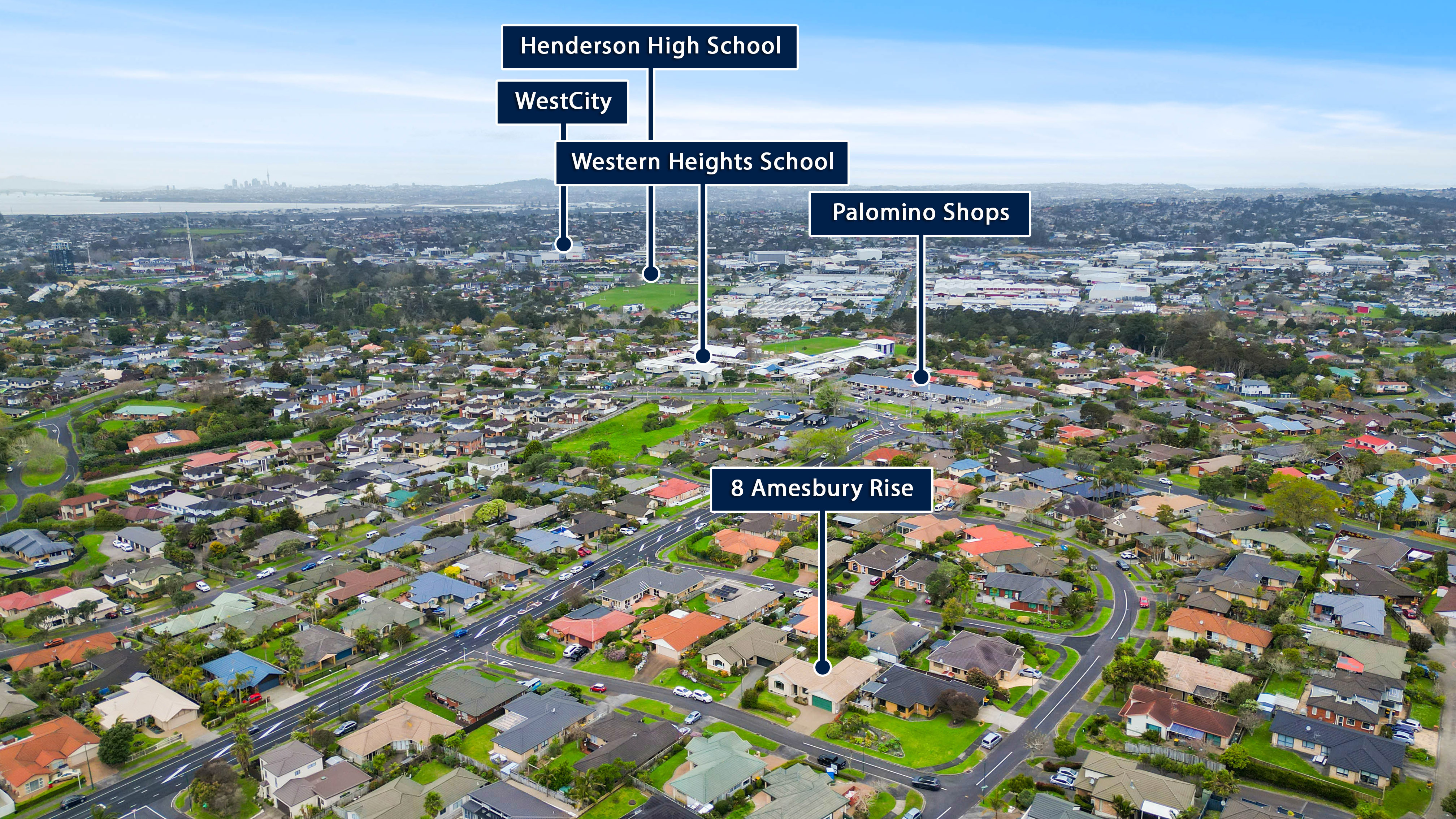 8 Amesbury Rise, Henderson
