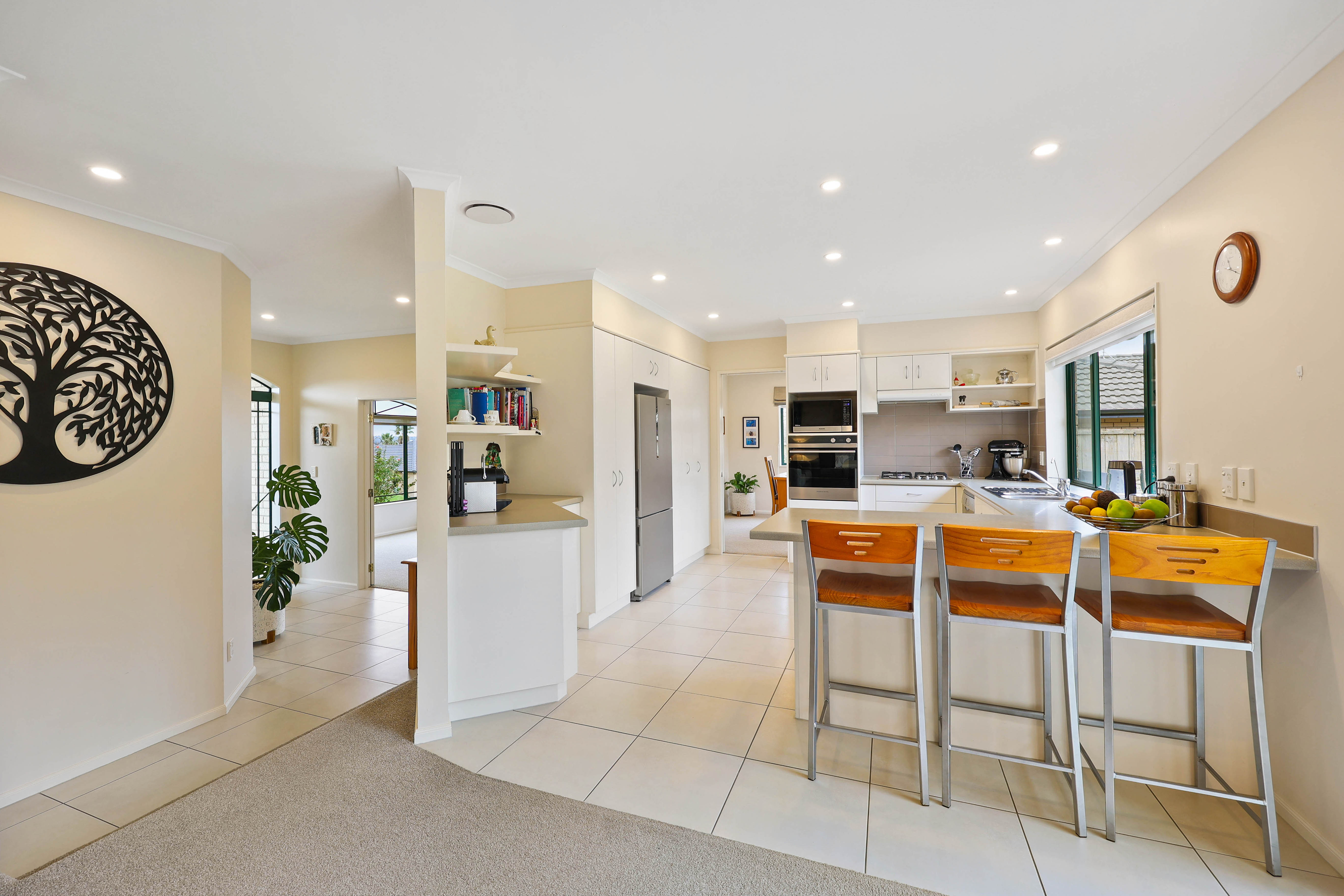 8 Amesbury Rise, Henderson