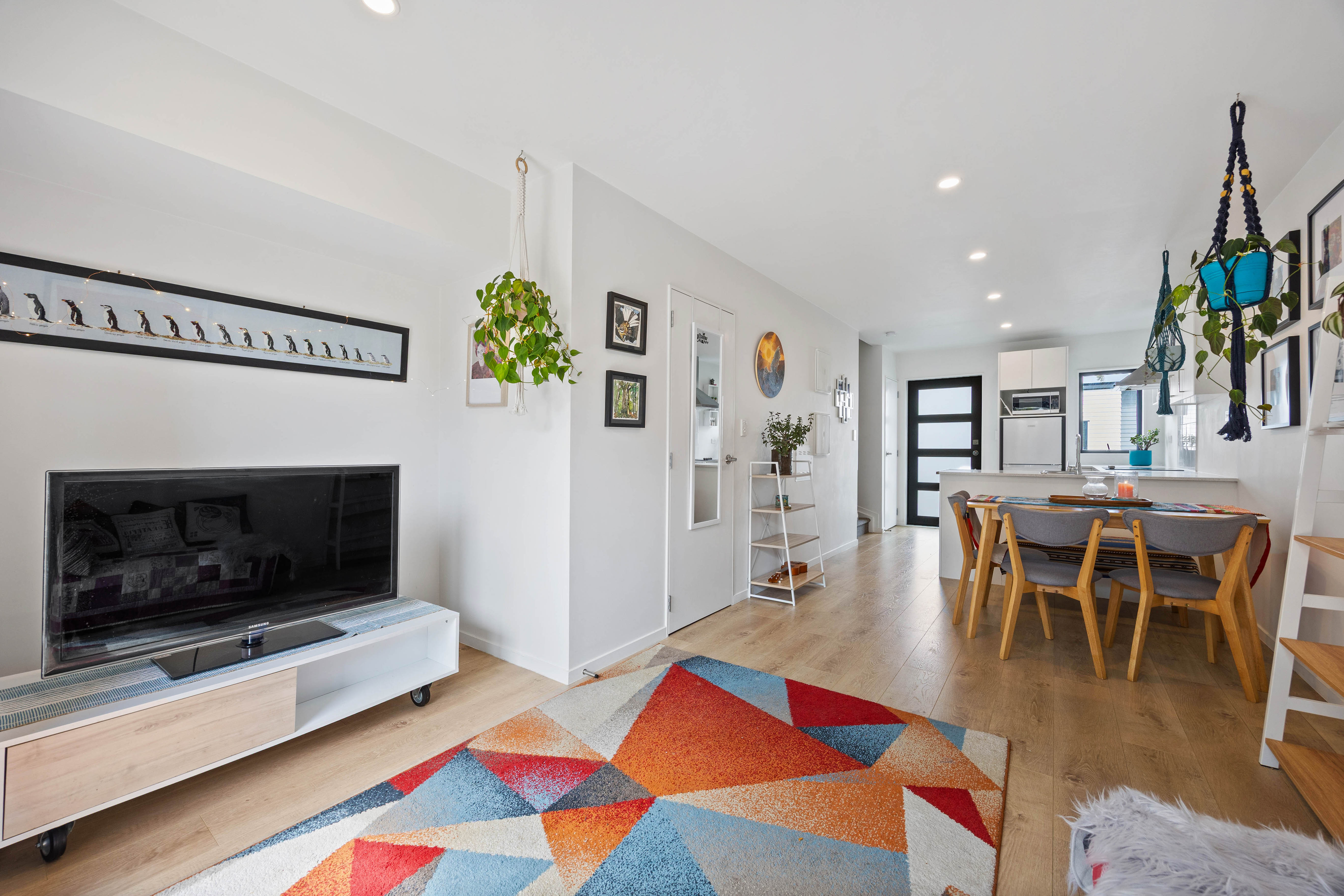 3/6 South Pacific Place, Henderson