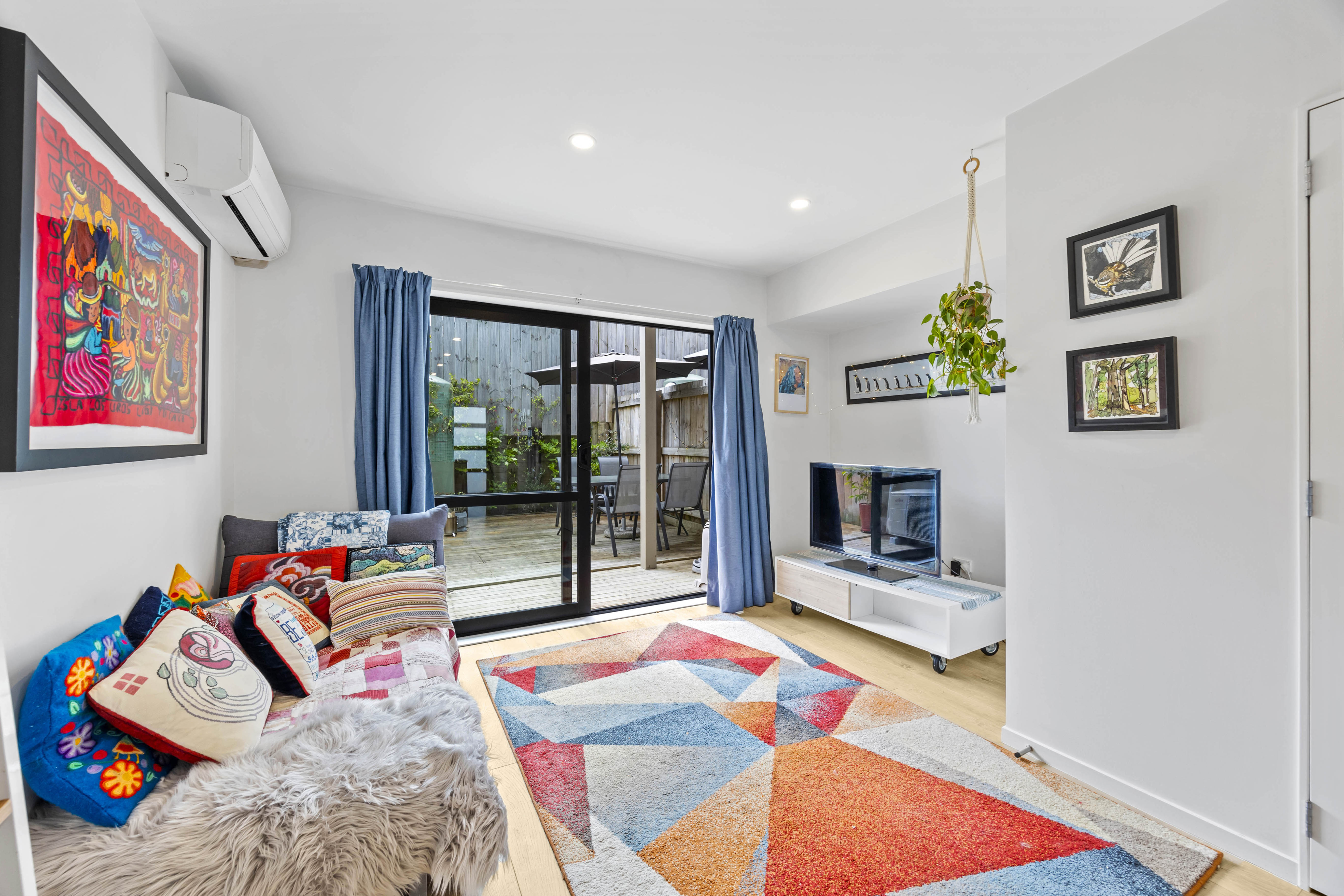 3/6 South Pacific Place, Henderson