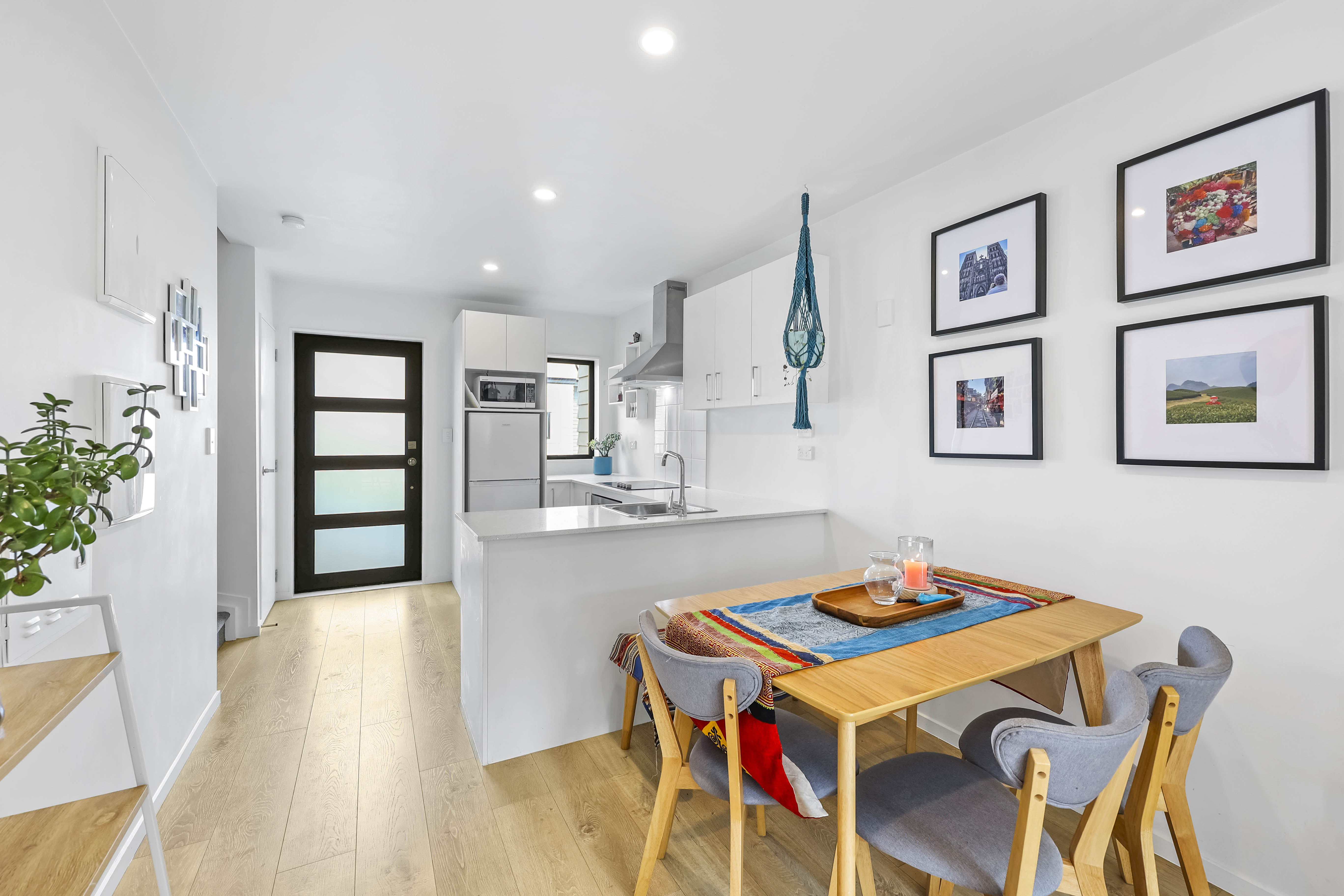 3/6 South Pacific Place, Henderson