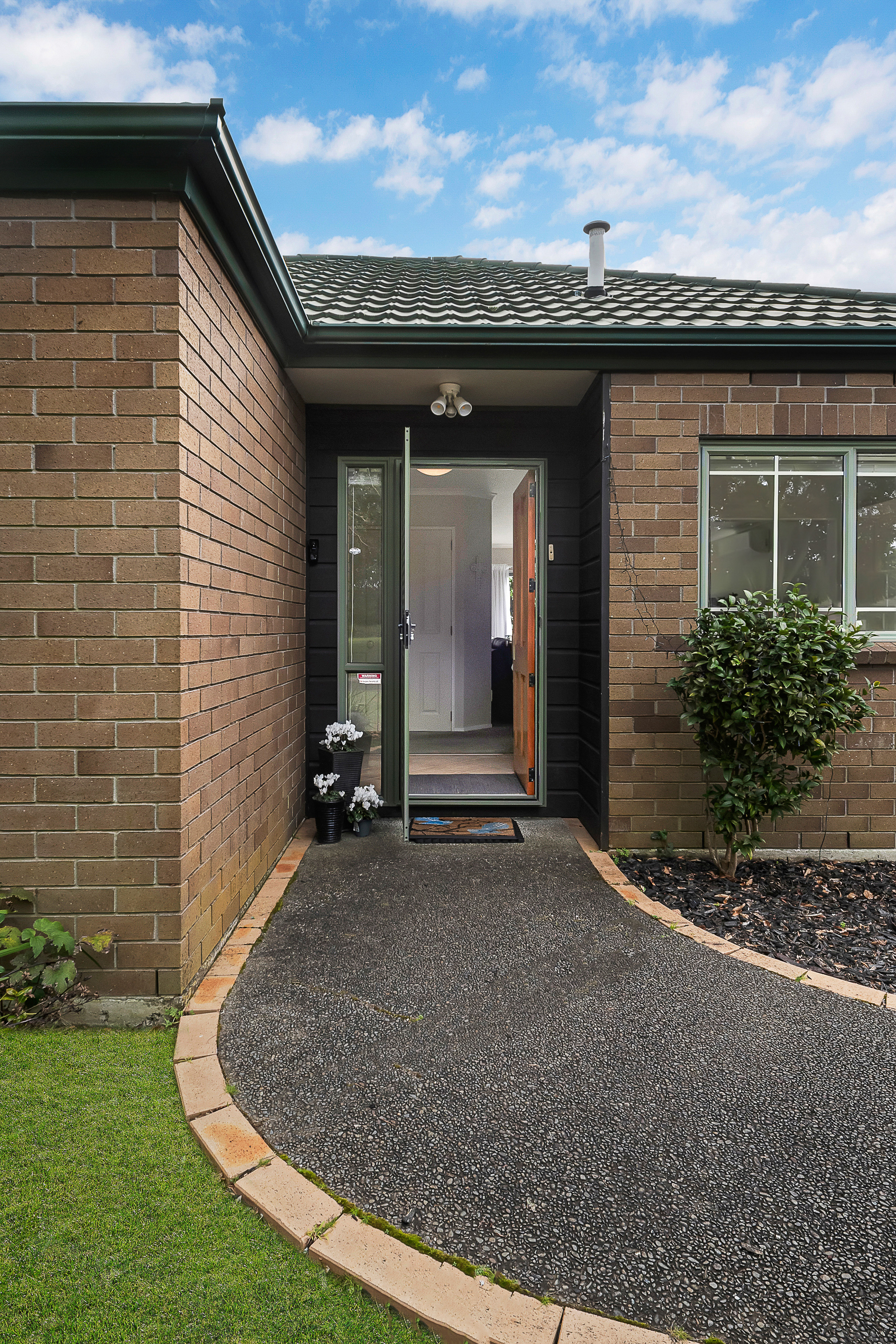 6 Craiburn Street, Ranui
