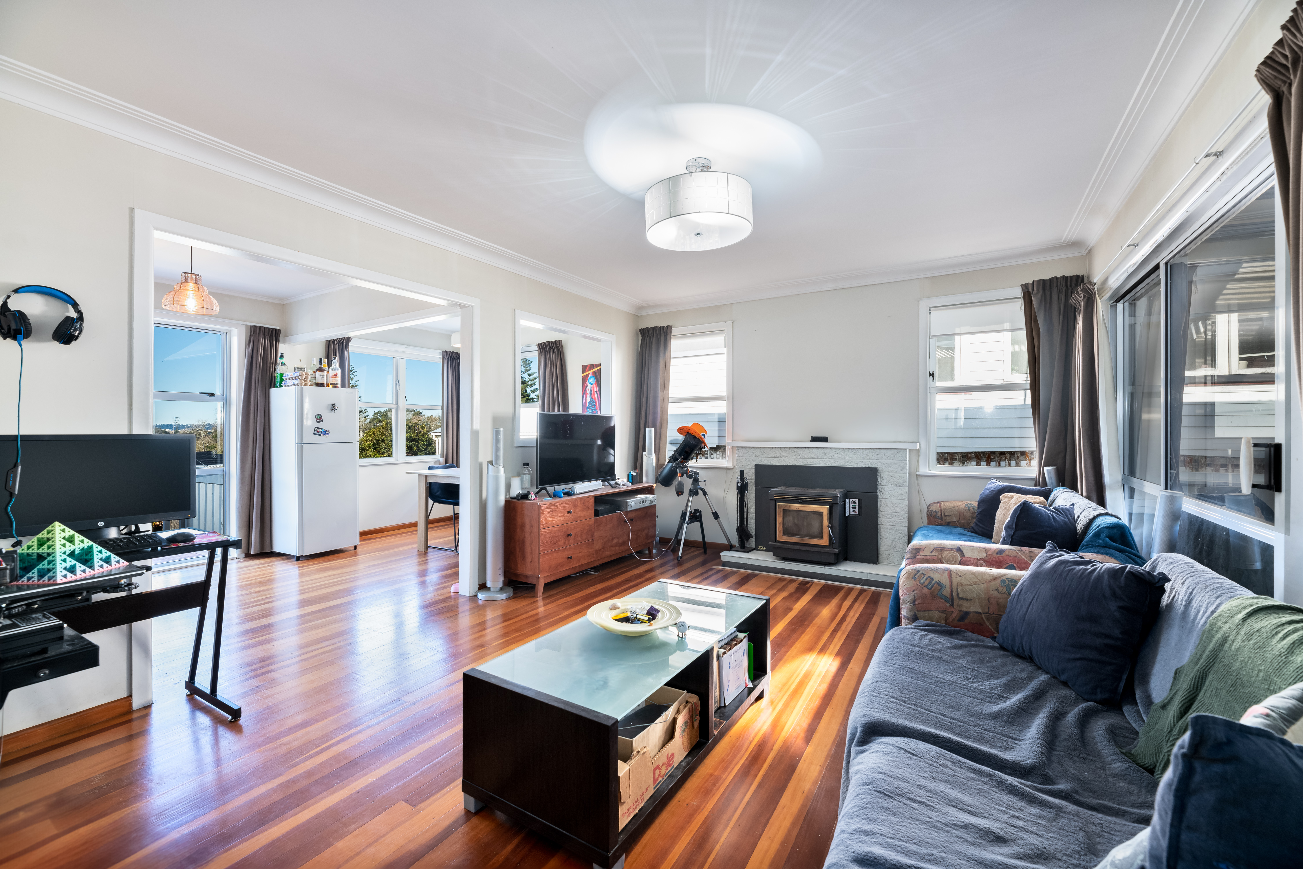 18 Huruhuru Road, Massey NZ