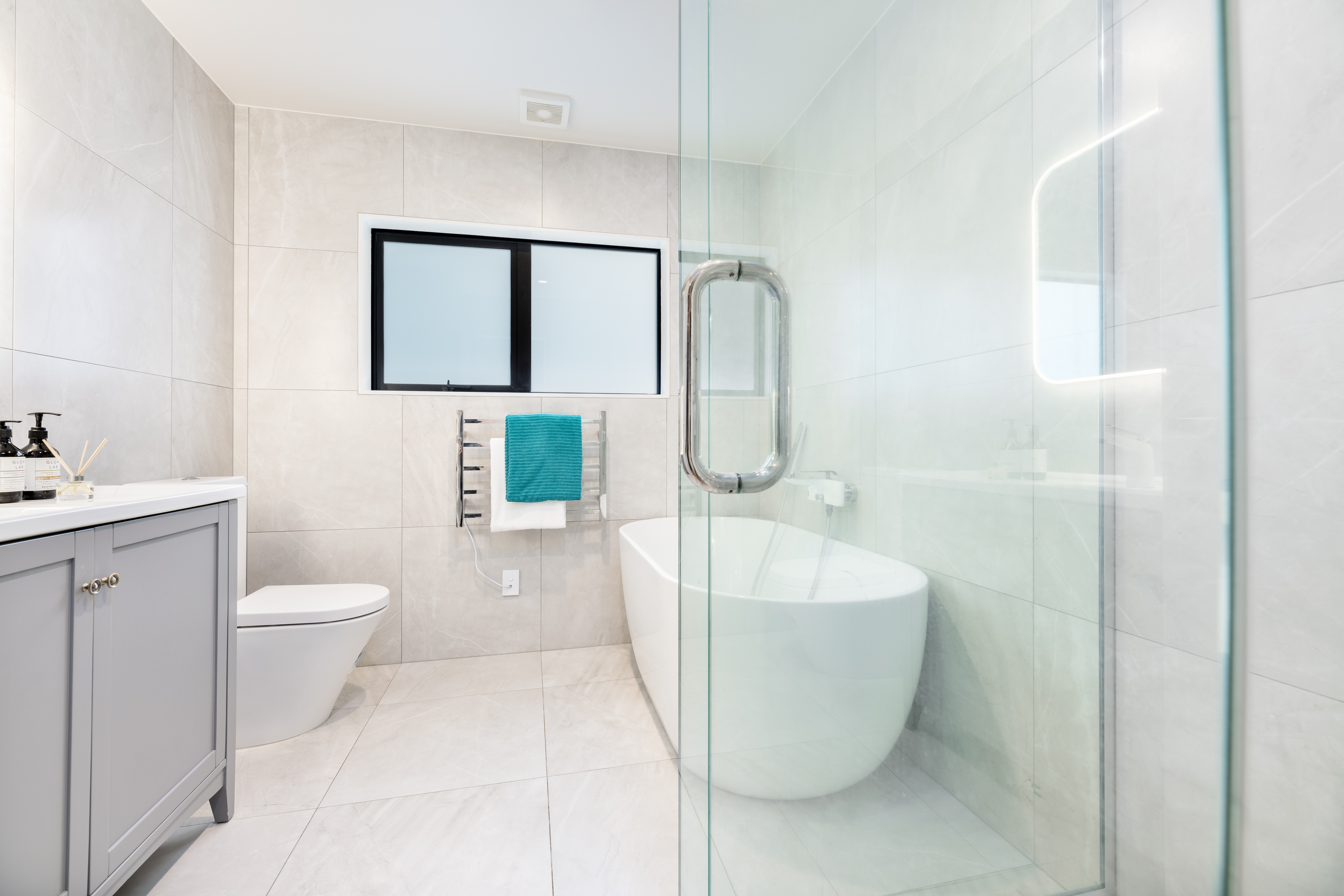 18a Lydford Place, Glendene NZ