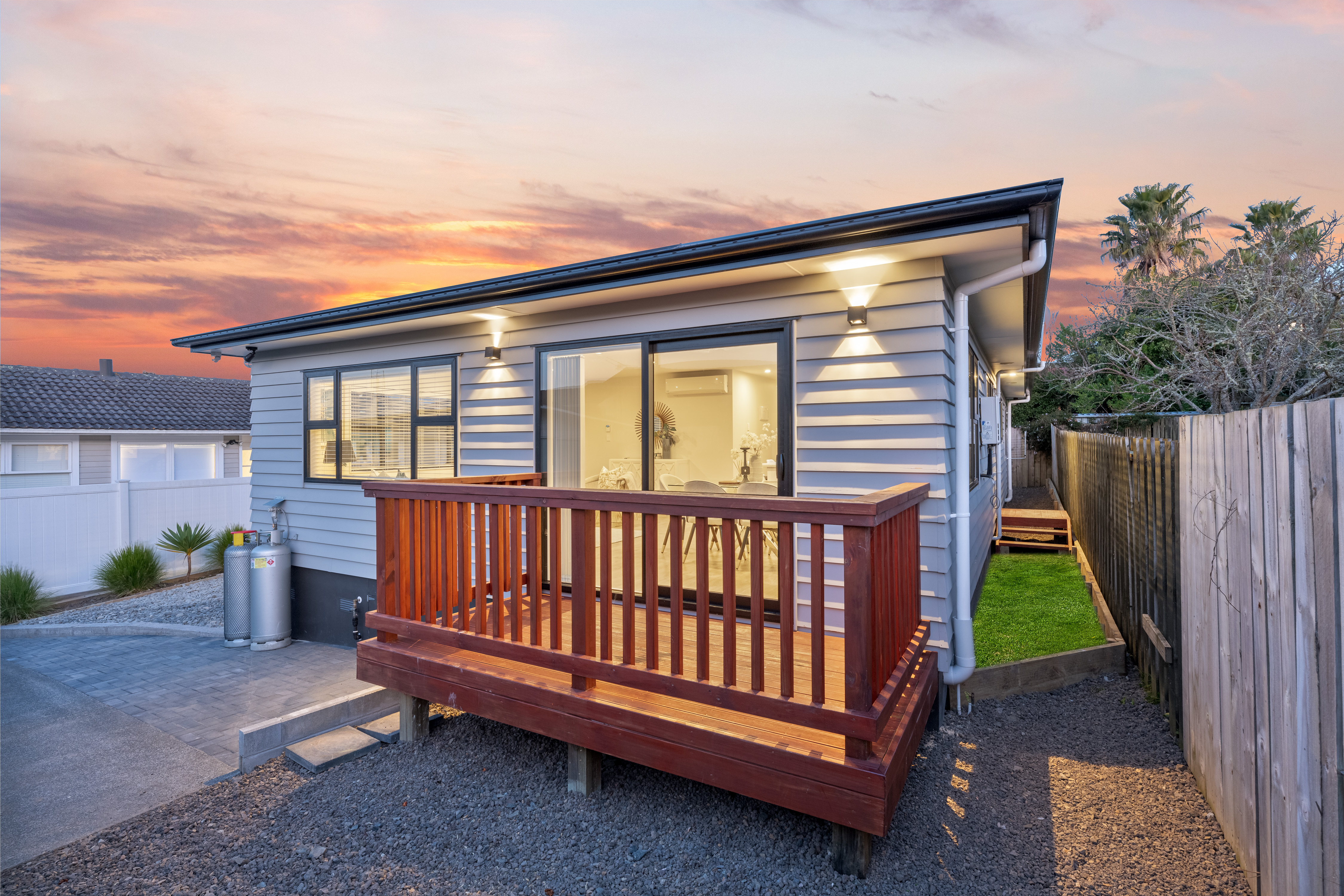 18a Lydford Place, Glendene NZ