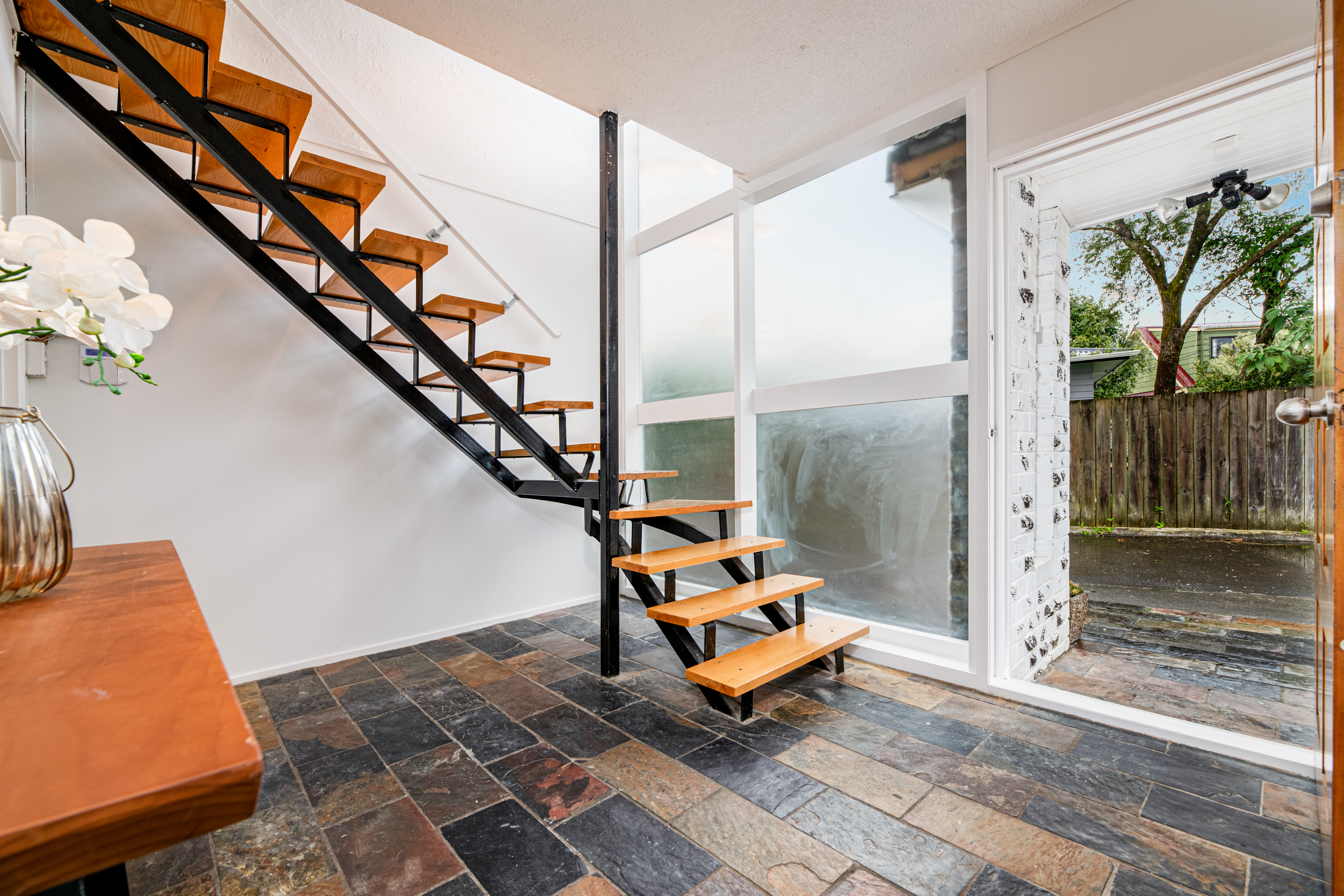 9b Harrington Road, Henderson NZ