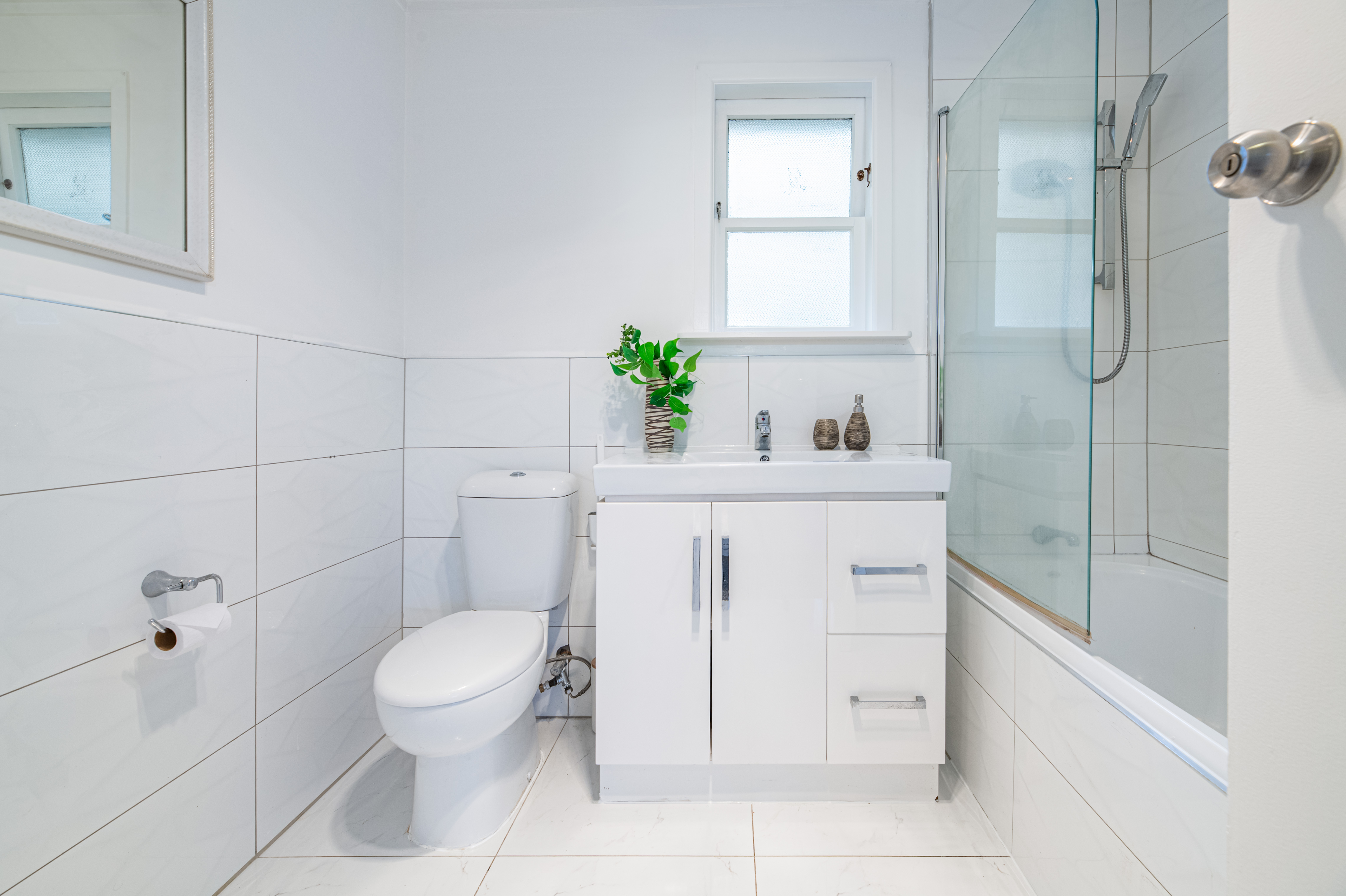 9b Harrington Road, Henderson NZ