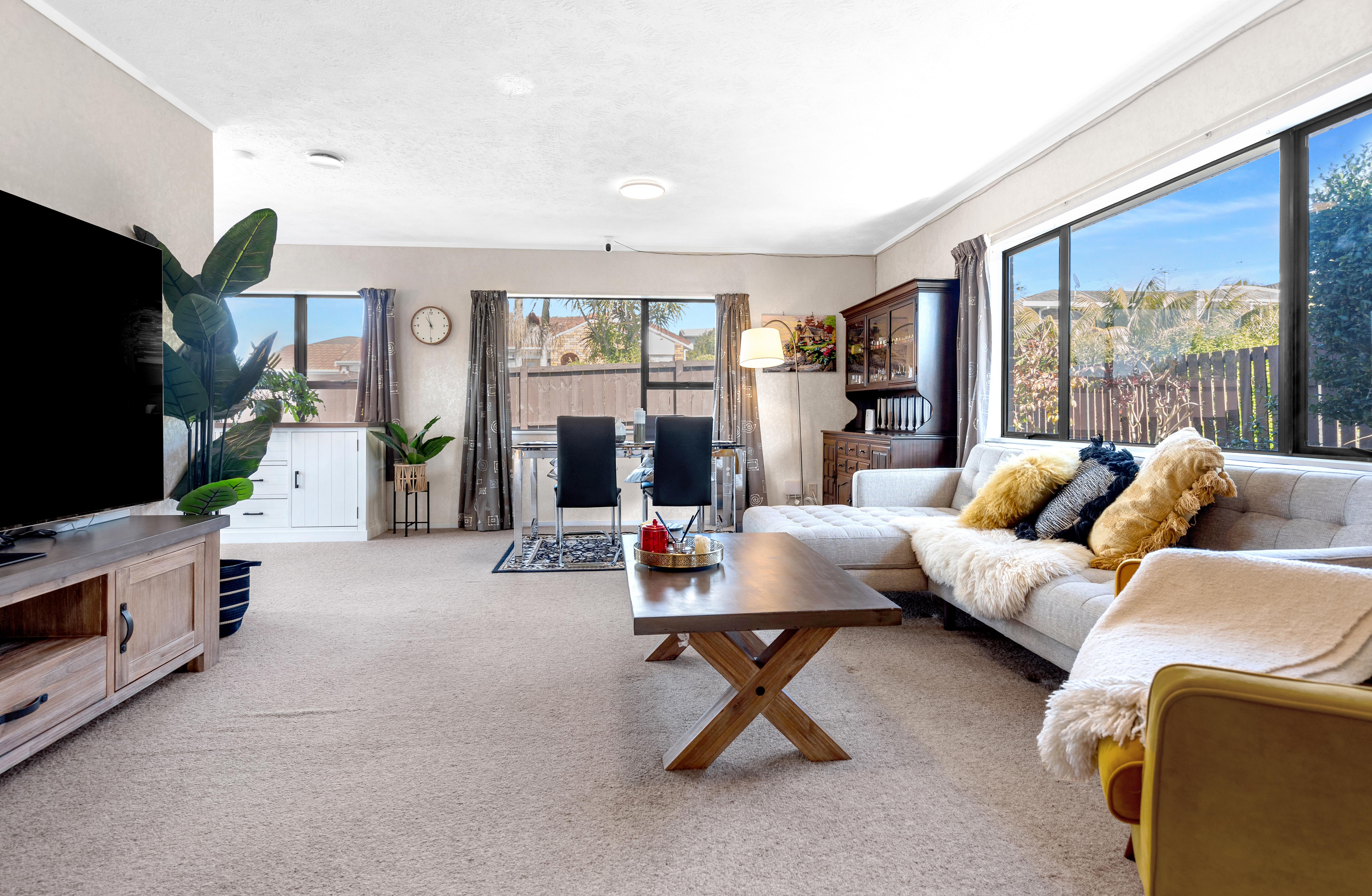 4a Spring Grove, Henderson Heights NZ