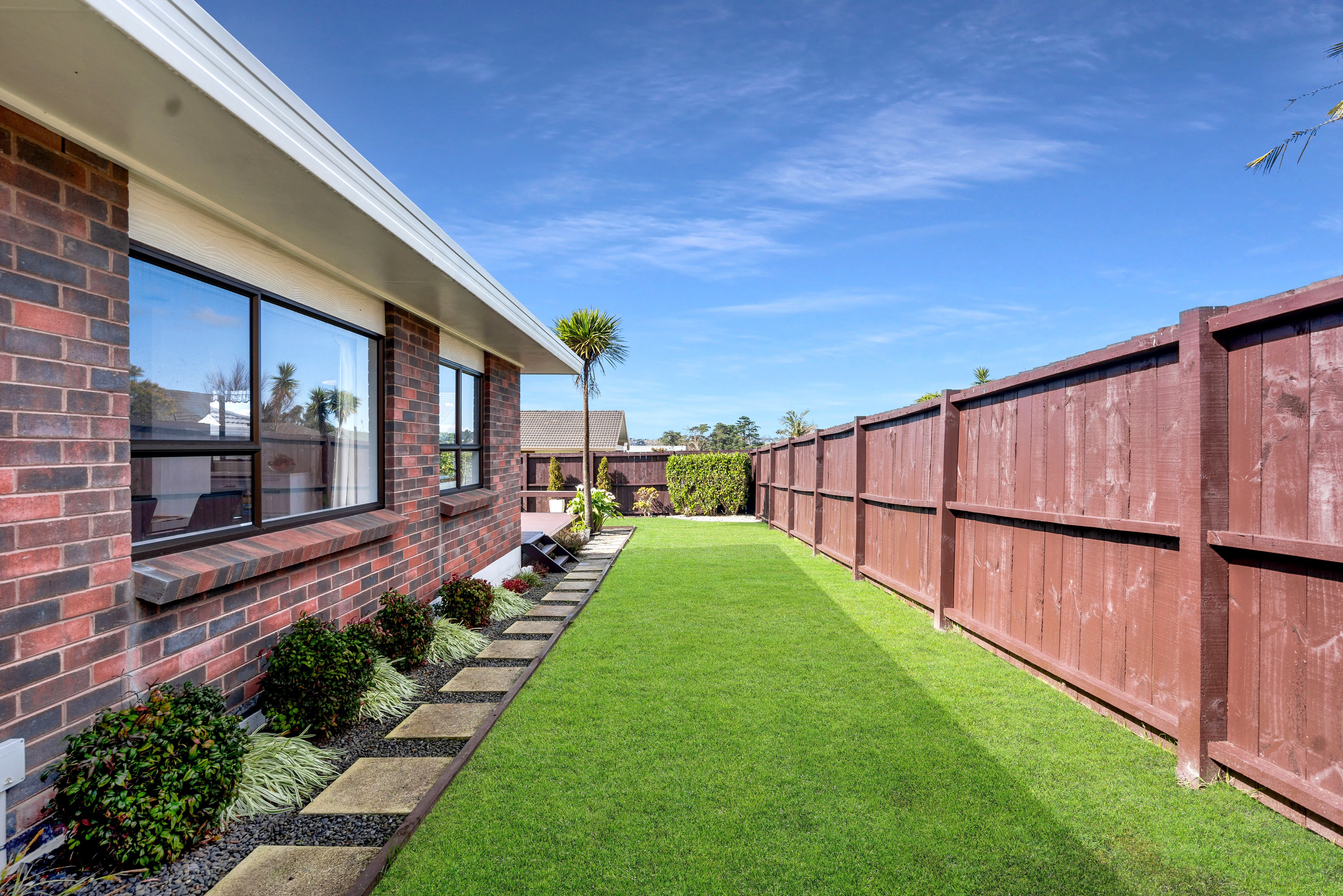 4a Spring Grove, Henderson Heights NZ