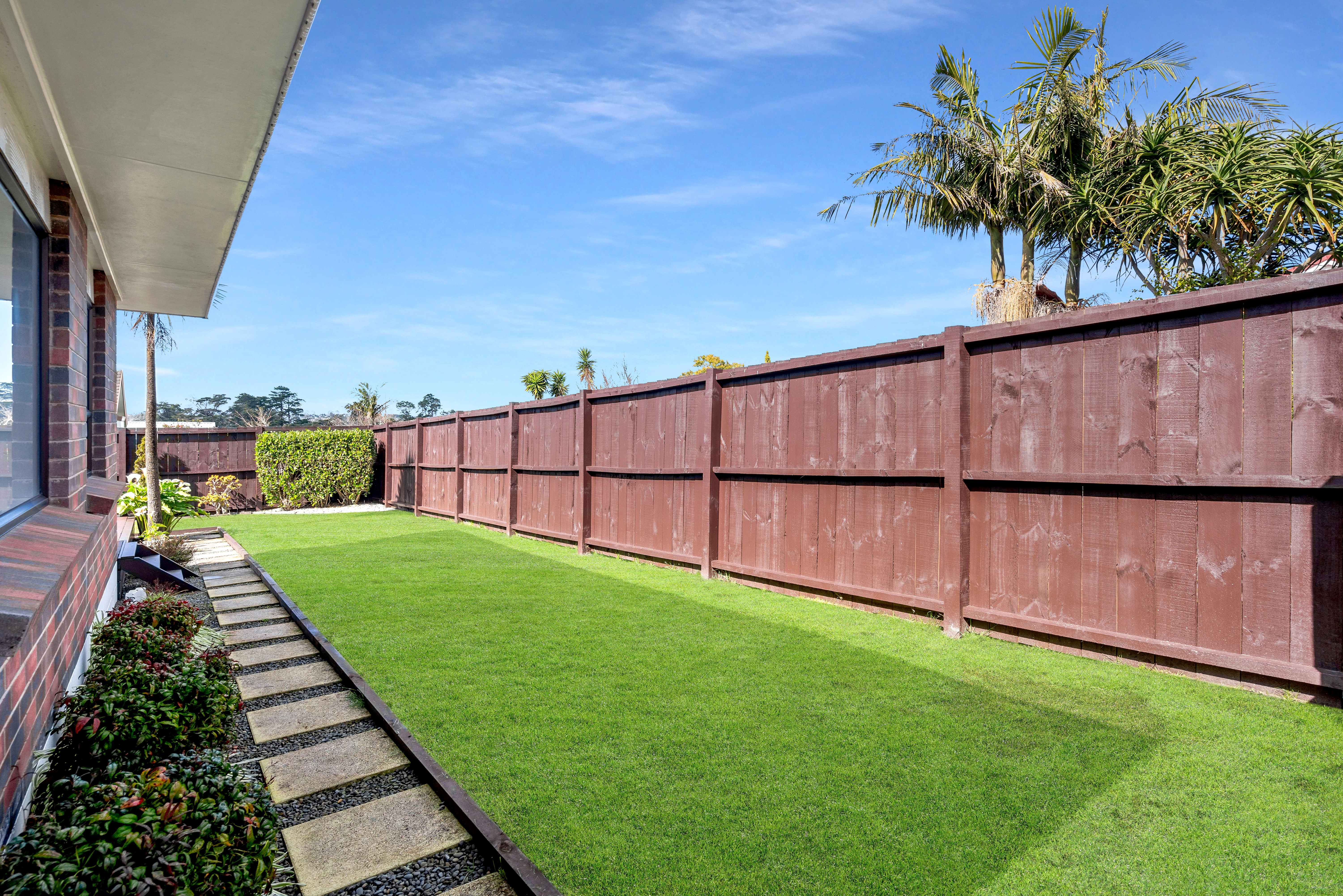 4a Spring Grove, Henderson Heights NZ