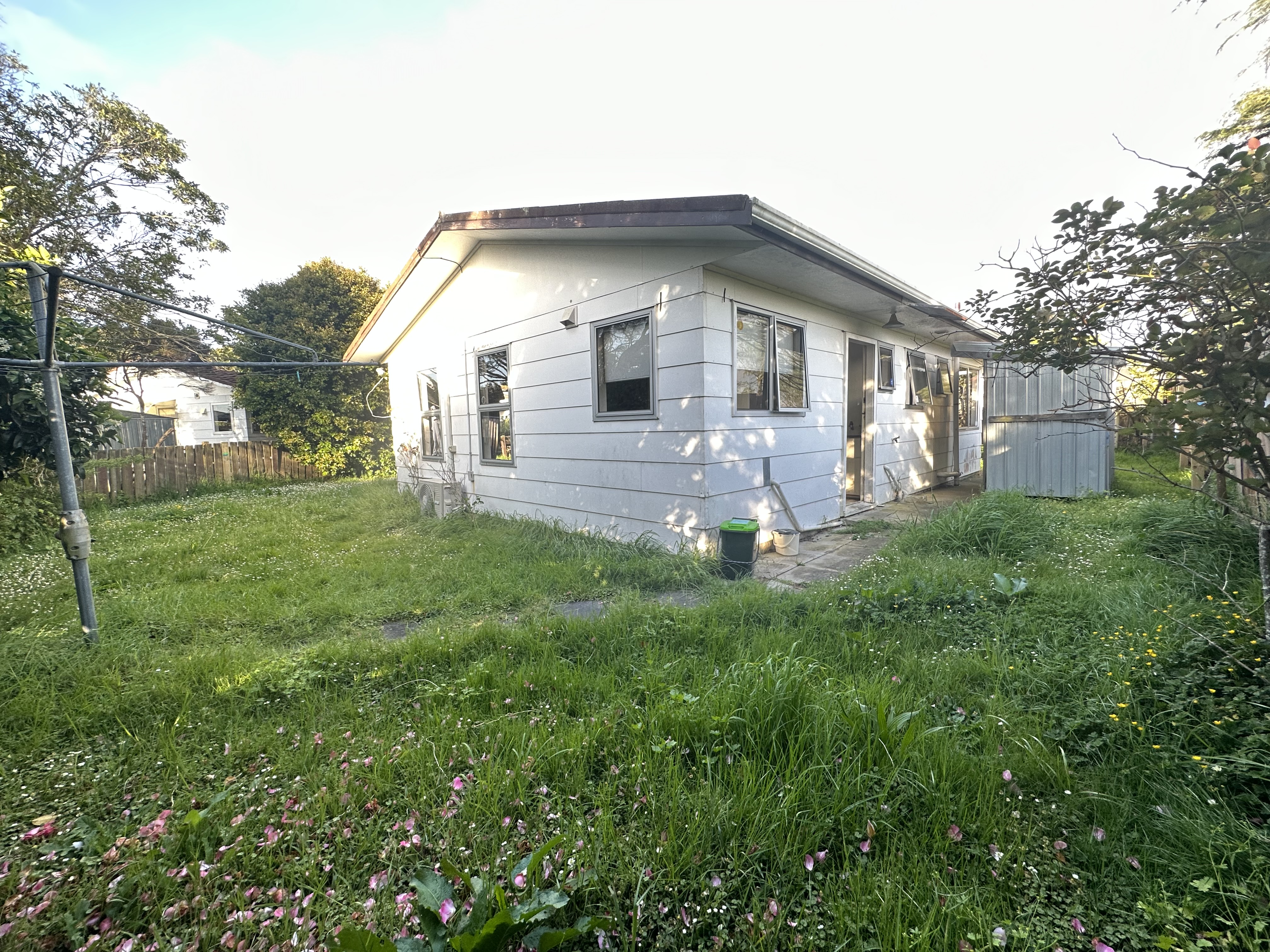 2/60b Swanson Road, Henderson NZ