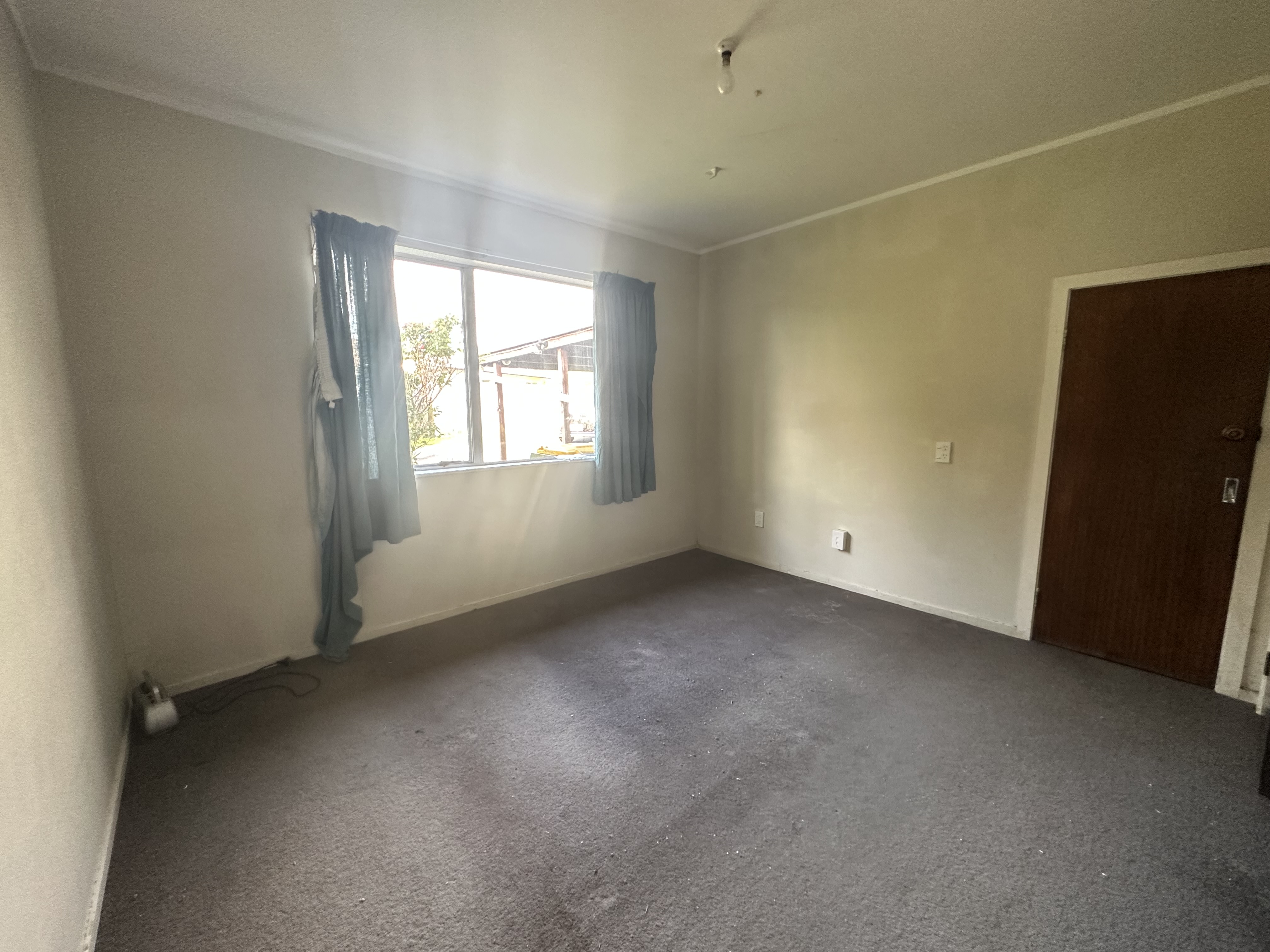 2/60b Swanson Road, Henderson NZ