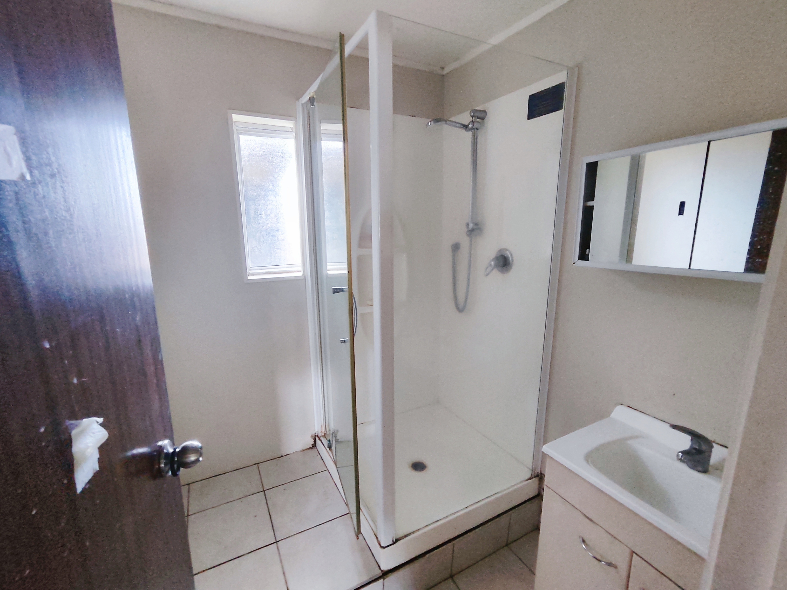 2/60b Swanson Road, Henderson NZ