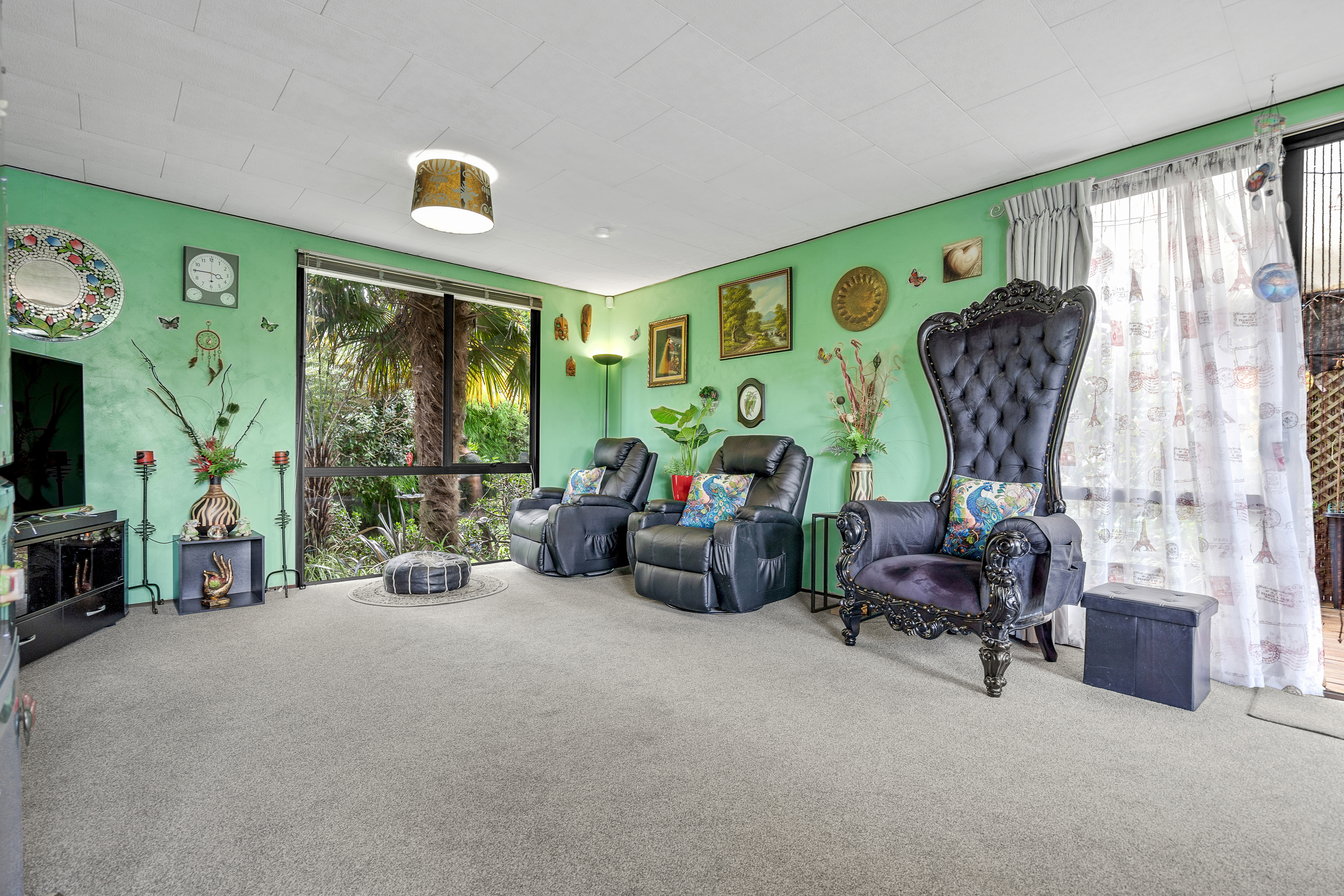 2/23 Rehia Road, Massey NZ