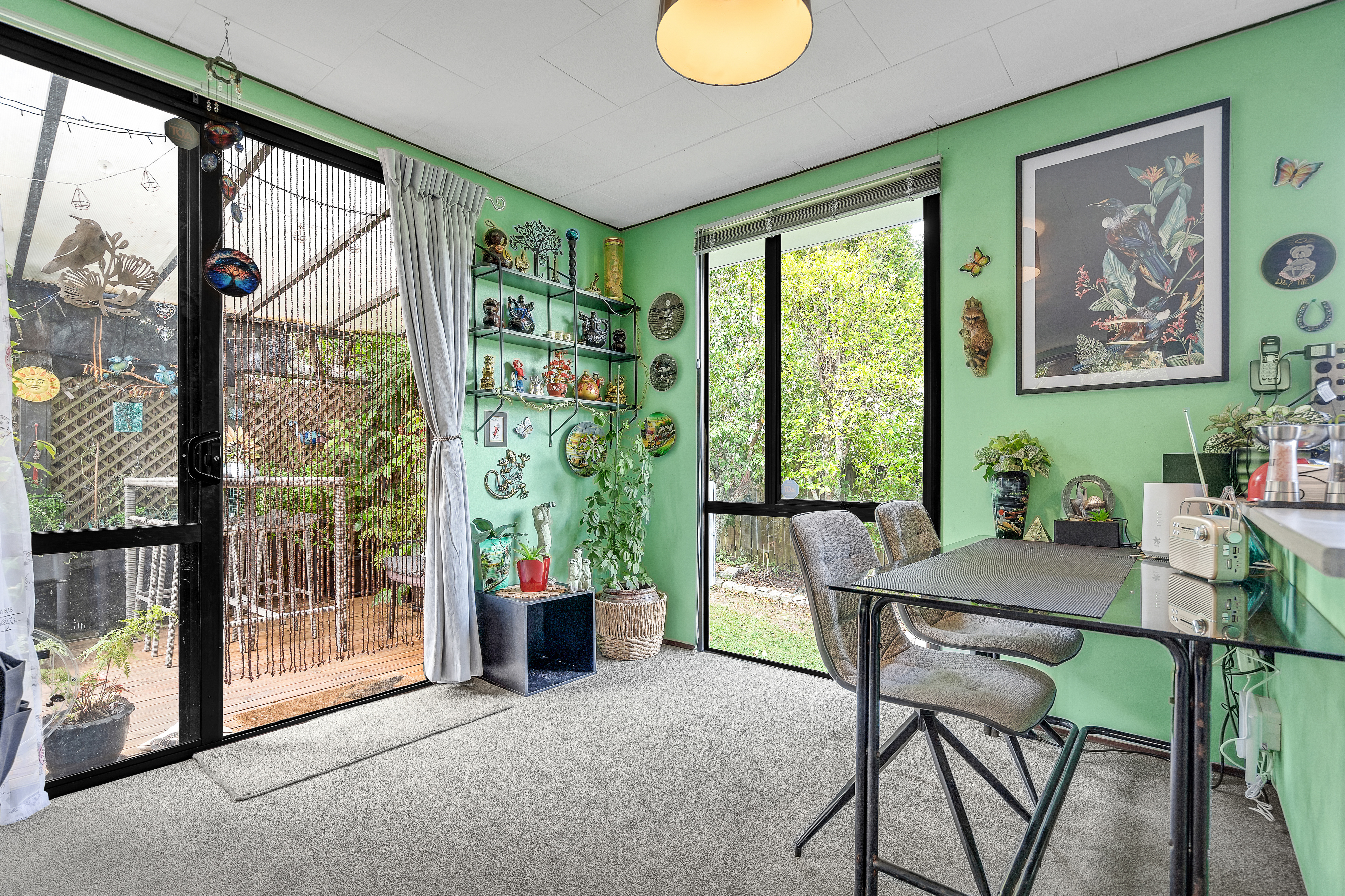 2/23 Rehia Road, Massey NZ